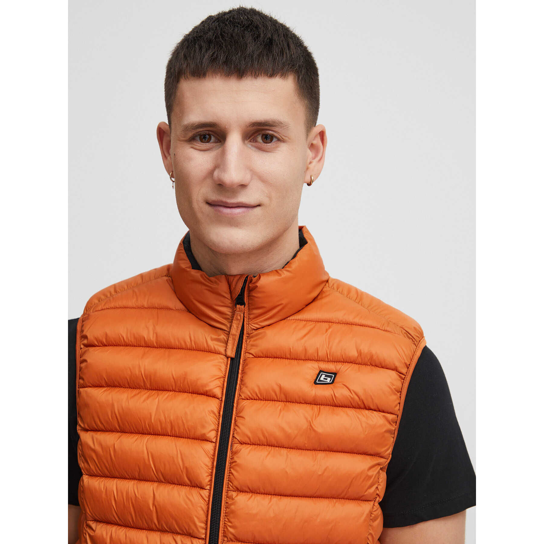 Blend Елек 20712463 Оранжев Regular Fit - Pepit.bg