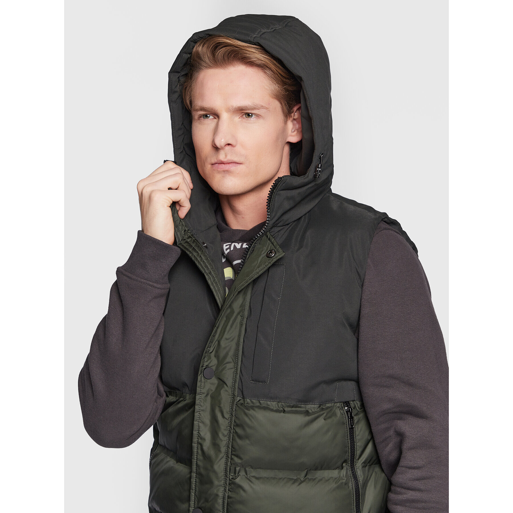 Blend Елек 20714690 Зелен Regular Fit - Pepit.bg