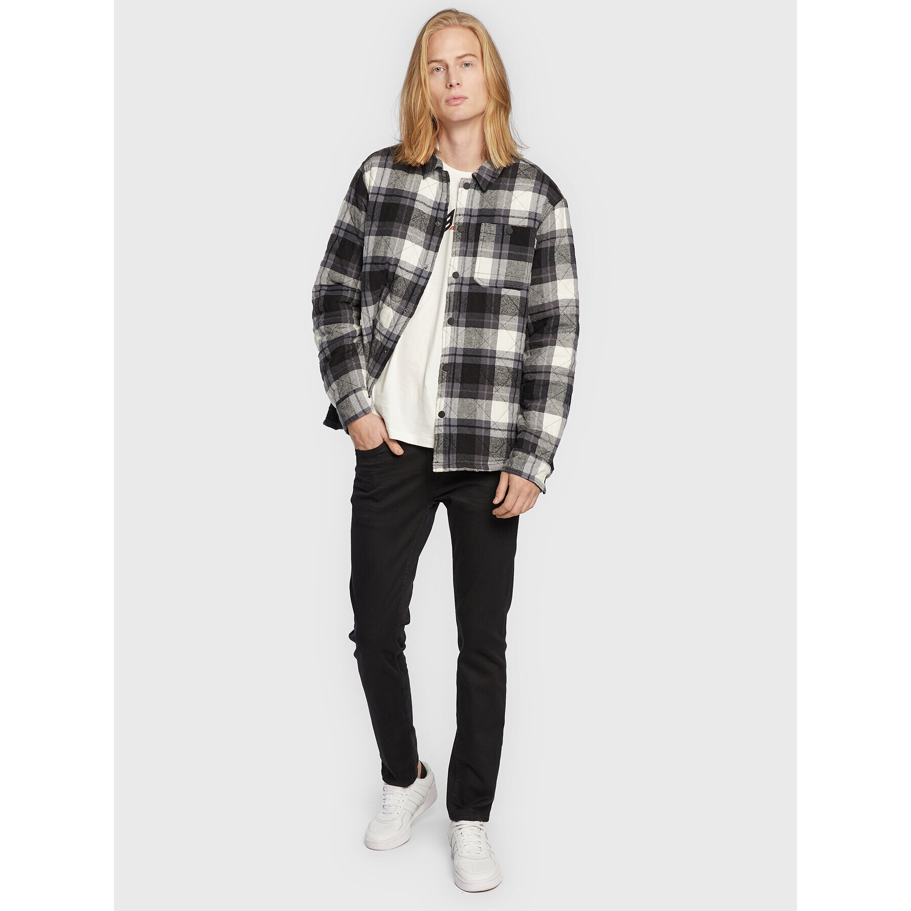 Blend Преходно яке 20714332 Черен Oversize - Pepit.bg