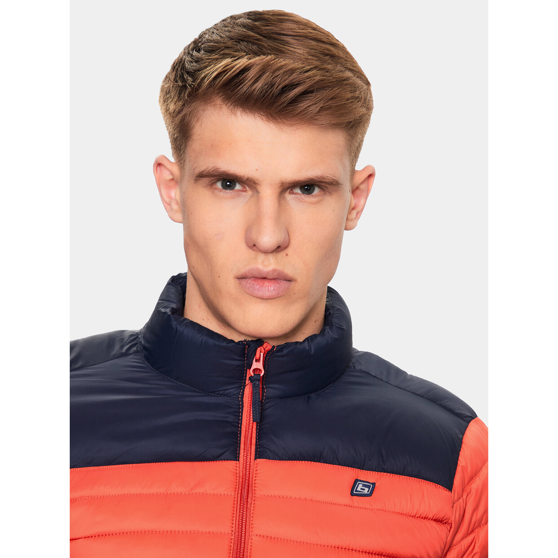 Blend Пухено яке 20715260 Червен Regular Fit - Pepit.bg