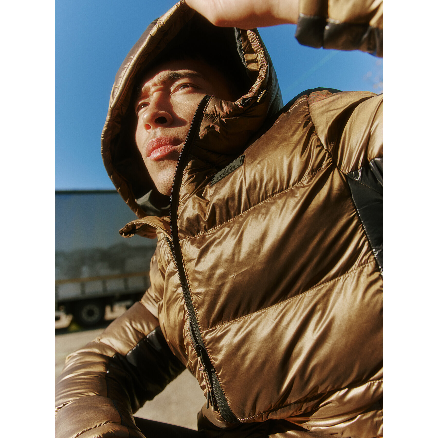 Blend Пухено яке 20715877 Кафяв Regular Fit - Pepit.bg