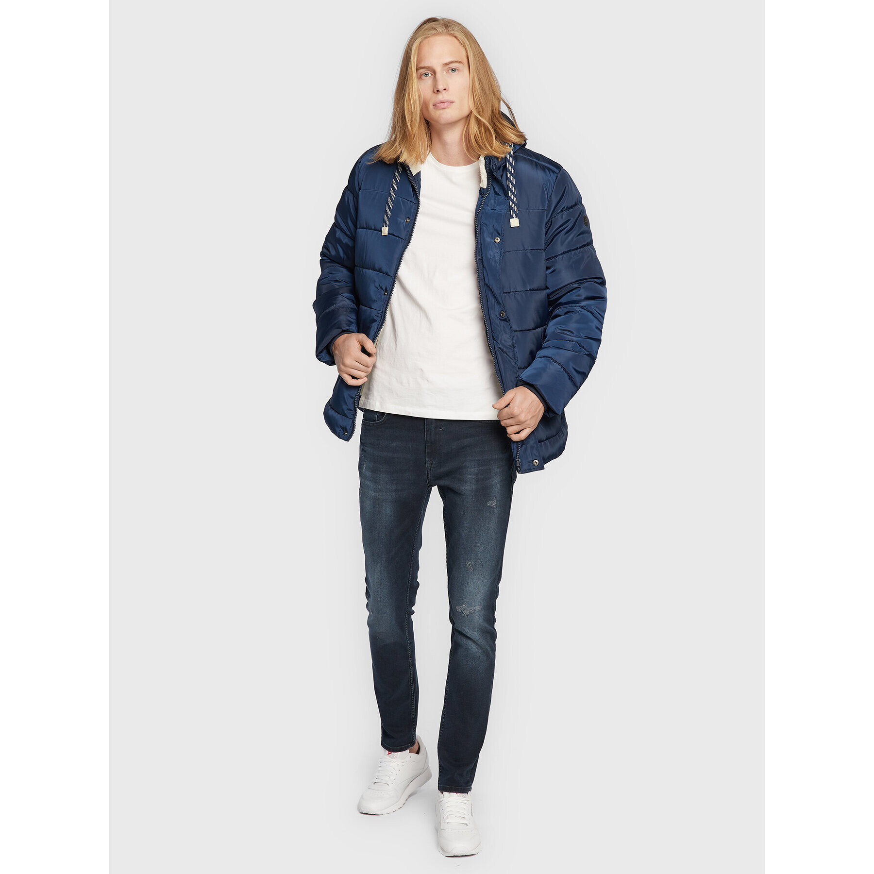Blend Пухено яке Outerwear 20714383 Тъмносин Regular Fit - Pepit.bg