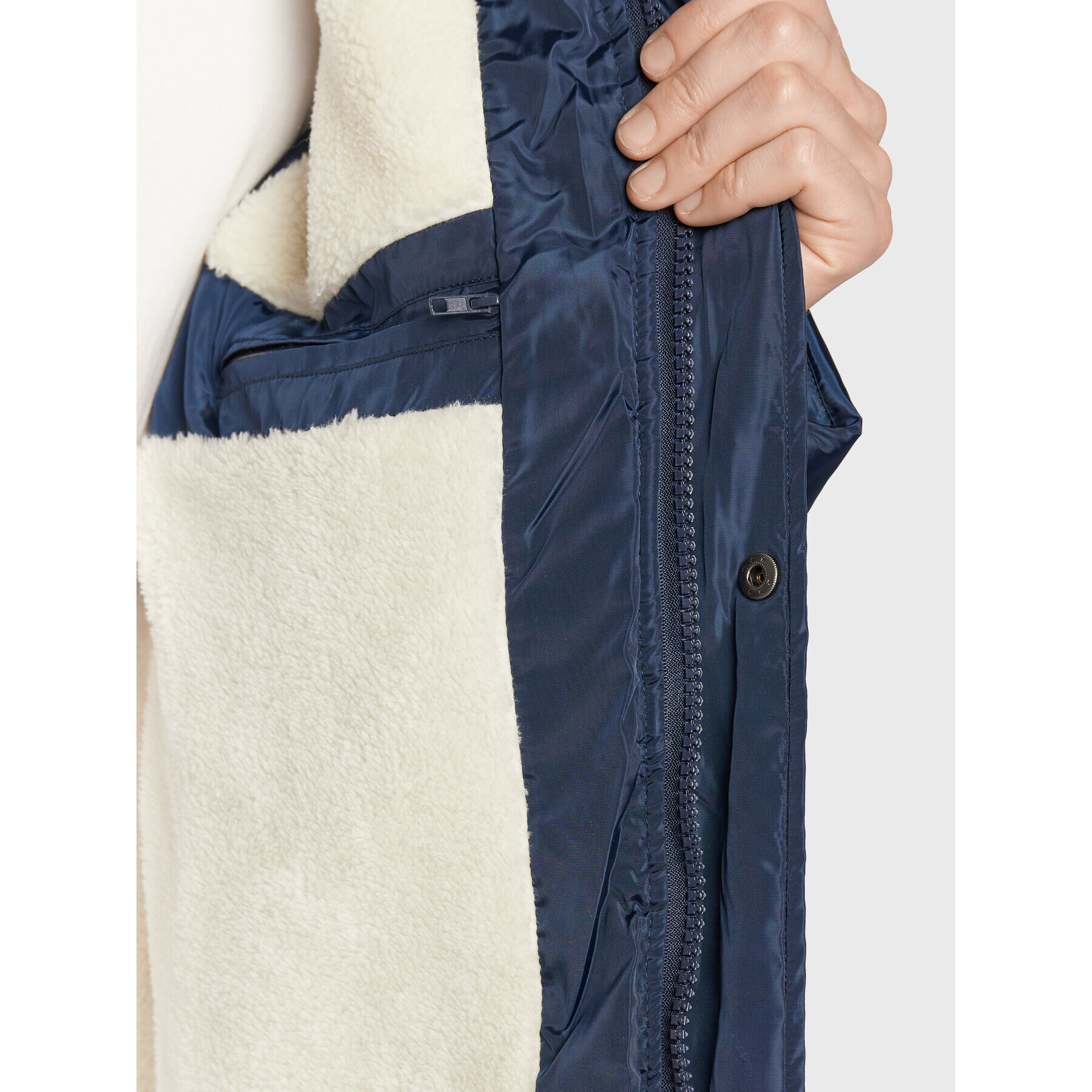 Blend Пухено яке Outerwear 20714383 Тъмносин Regular Fit - Pepit.bg