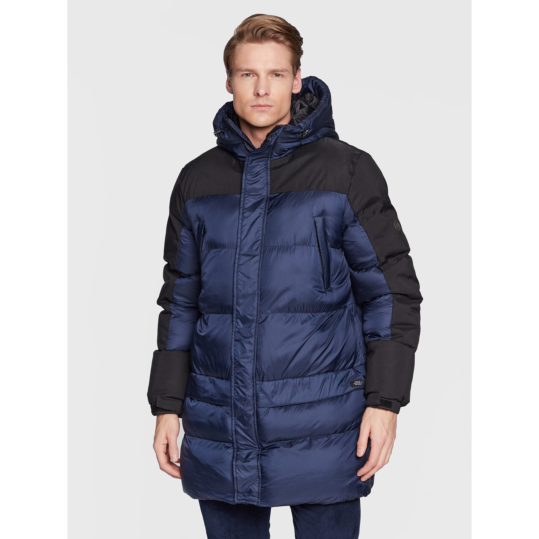 Blend Пухено яке Outerwear 20714791 Тъмносин Regular Fit - Pepit.bg