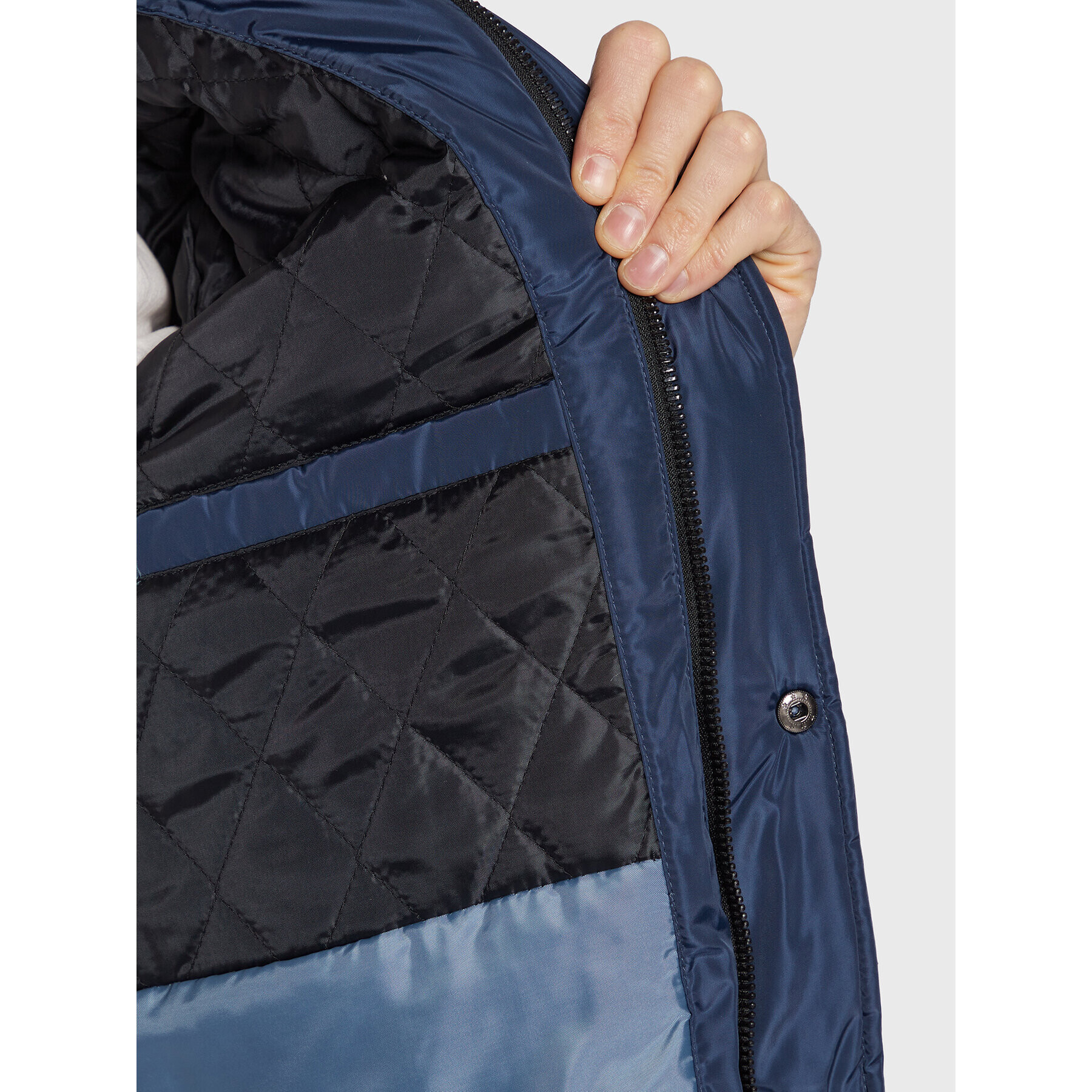 Blend Пухено яке Outwear 20714378 Син Regular Fit - Pepit.bg