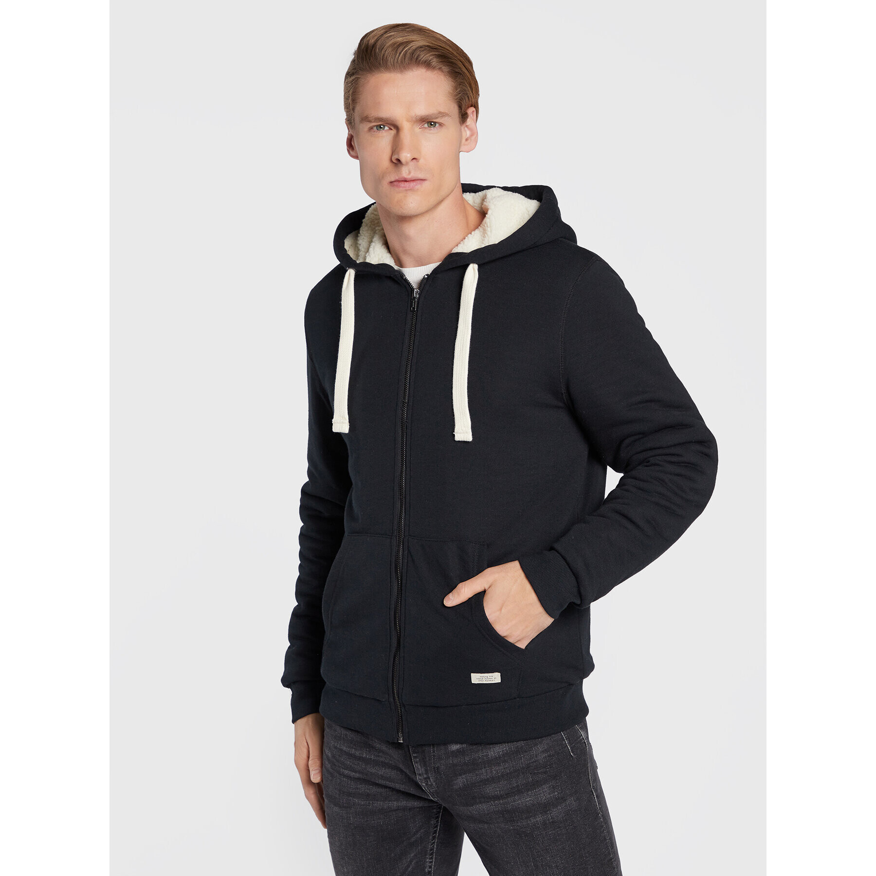 Blend Суитшърт 20714281 Черен Regular Fit - Pepit.bg