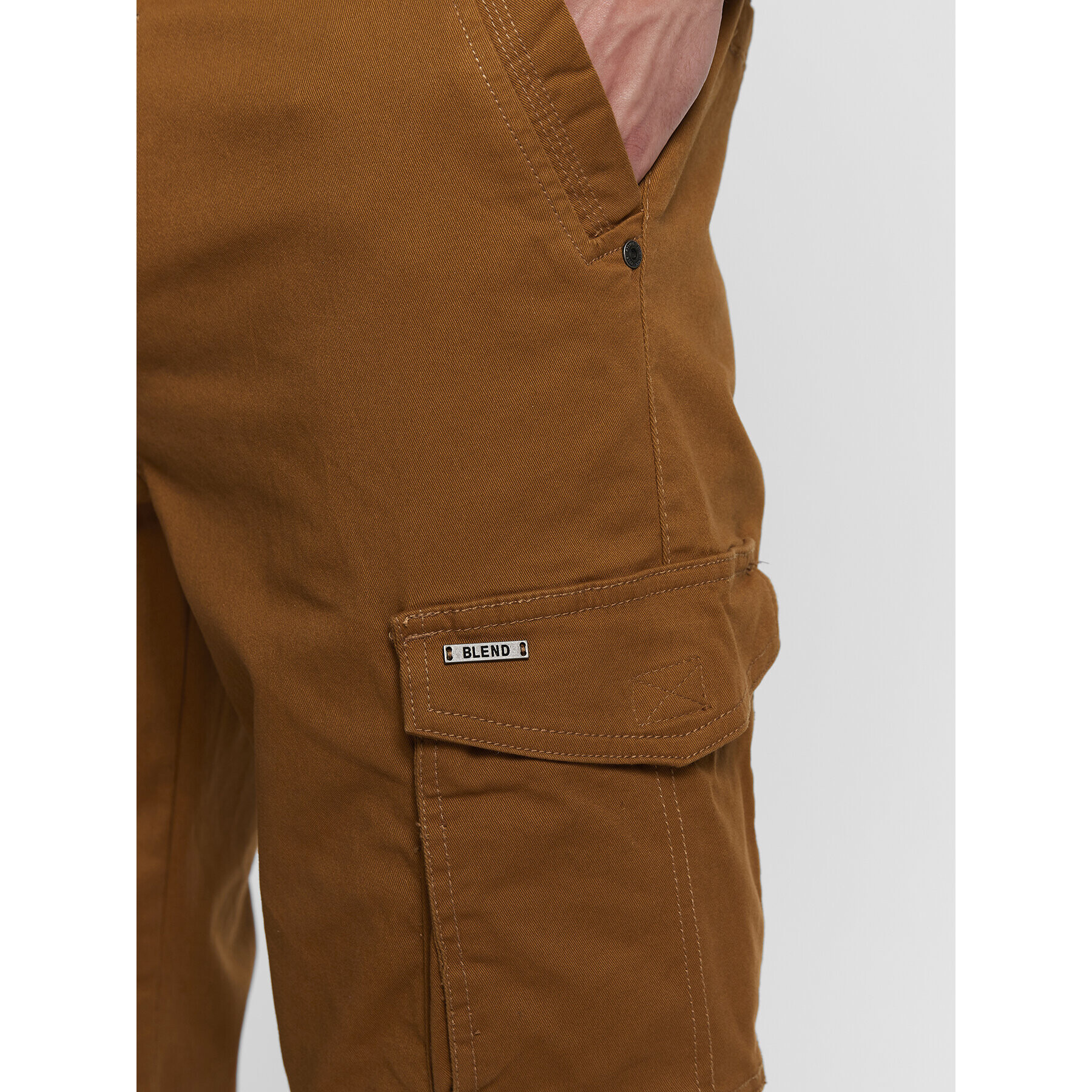Blend Текстилни панталони 20714778 Кафяв Loose Fit - Pepit.bg