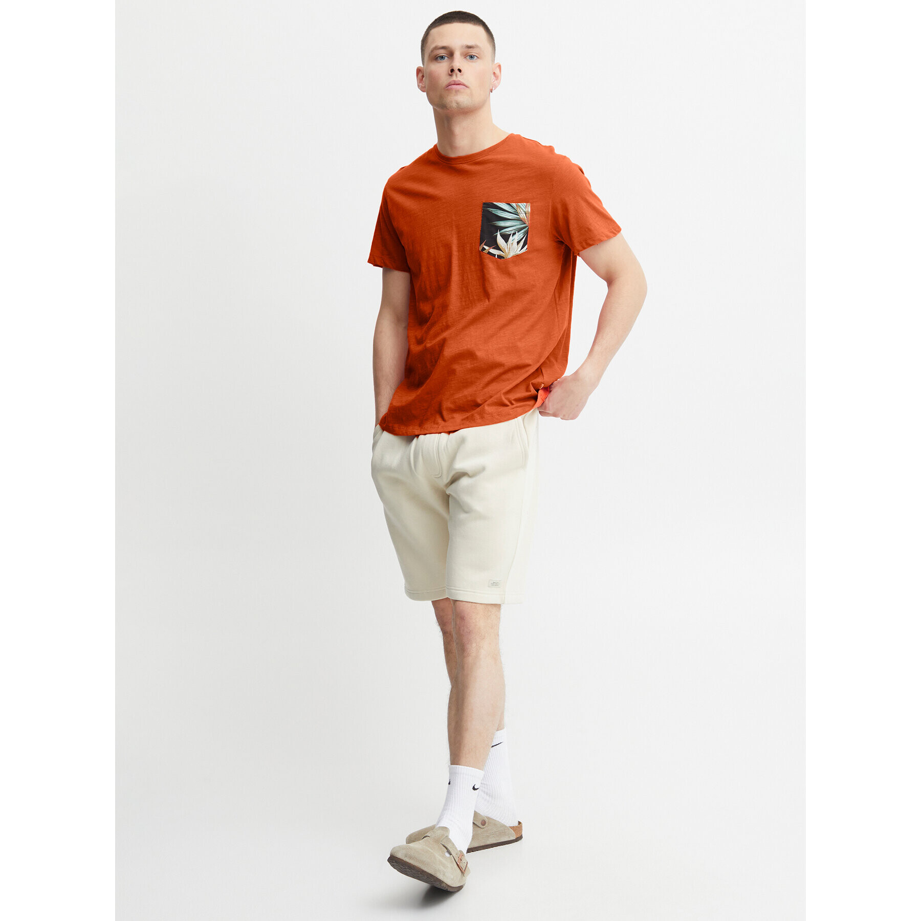 Blend Тишърт 20715038 Червен Regular Fit - Pepit.bg