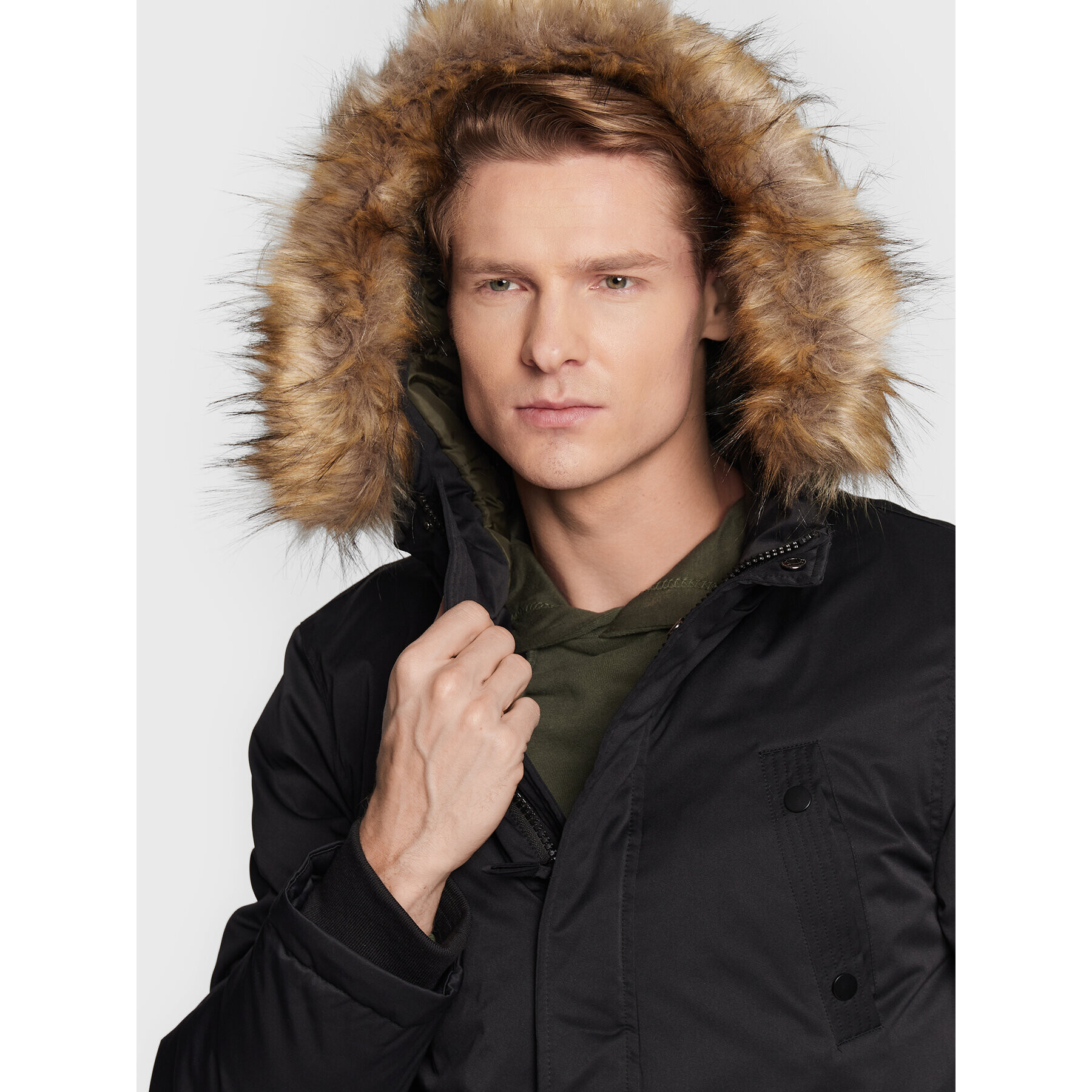 Blend Зимно яке 20714689 Черен Regular Fit - Pepit.bg