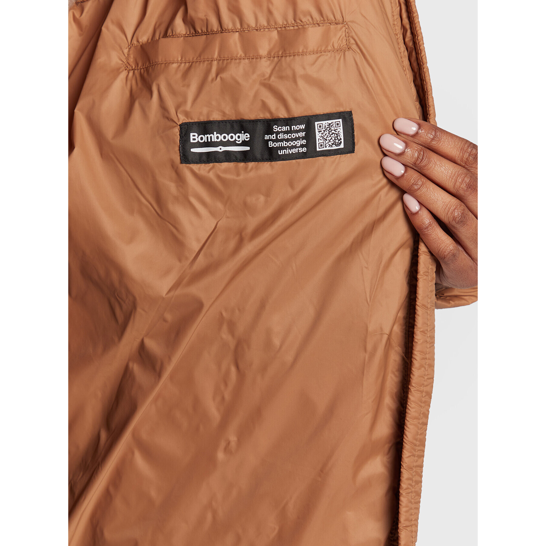 Bomboogie Пухено яке CW 6630 T MNA Бежов Oversize - Pepit.bg