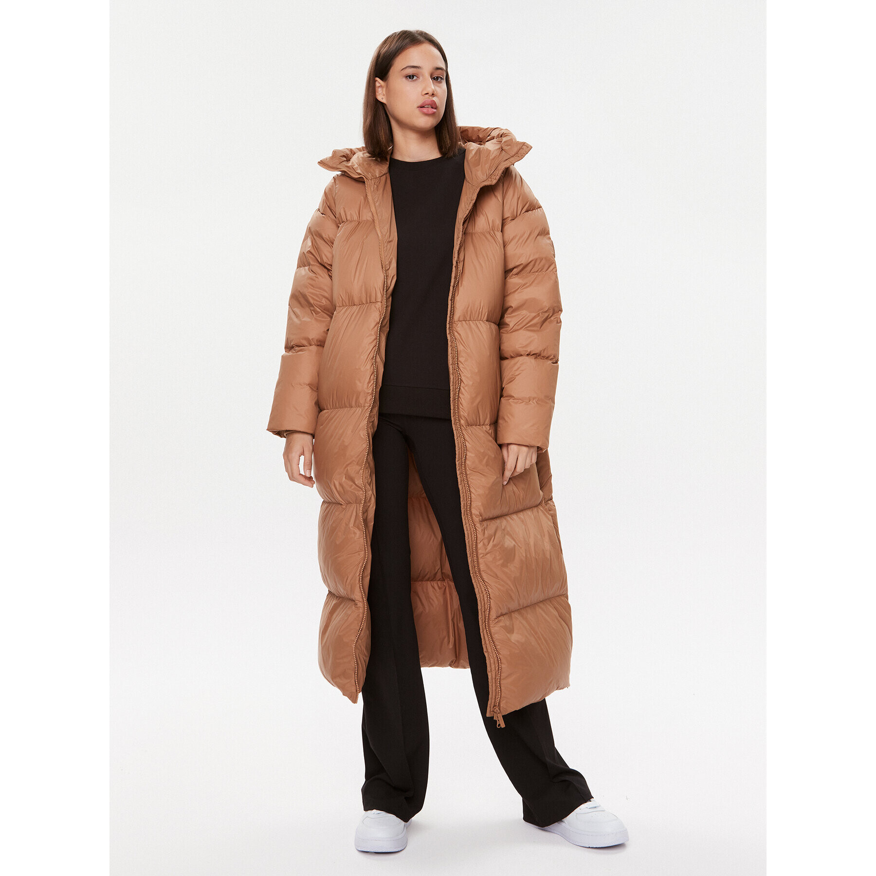 Bomboogie Пухено яке CW 8082 T MNA3 Кафяв Regular Fit - Pepit.bg