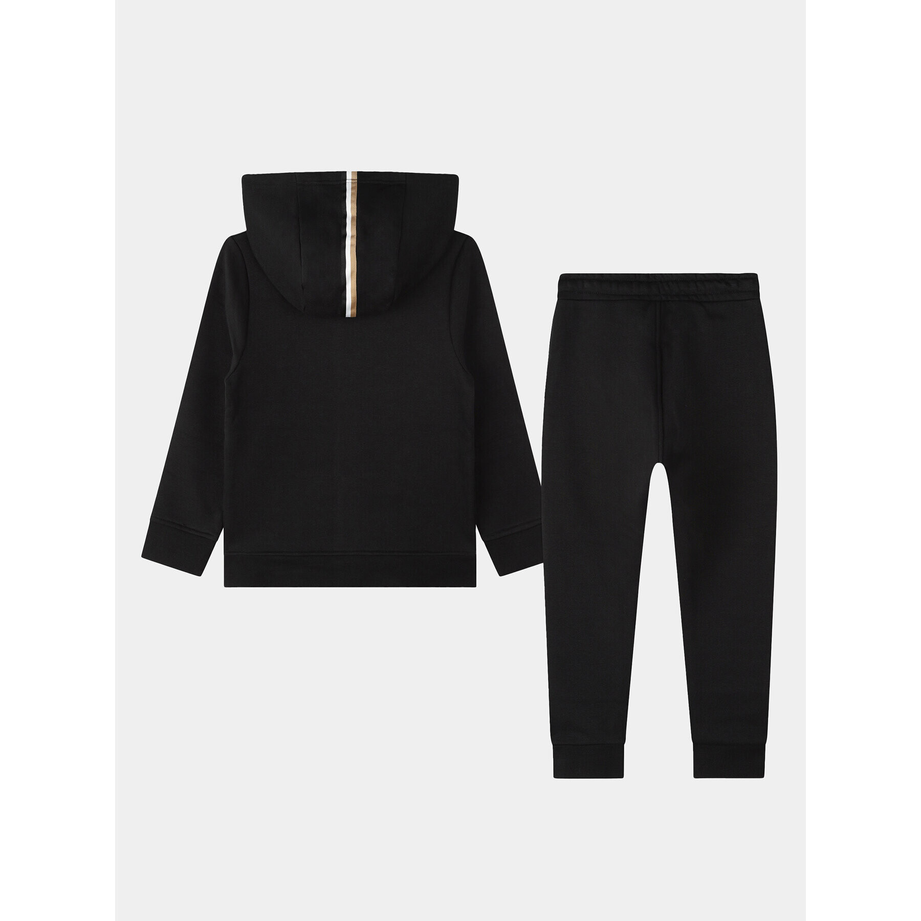 Boss Анцуг J28121 M Черен Regular Fit - Pepit.bg