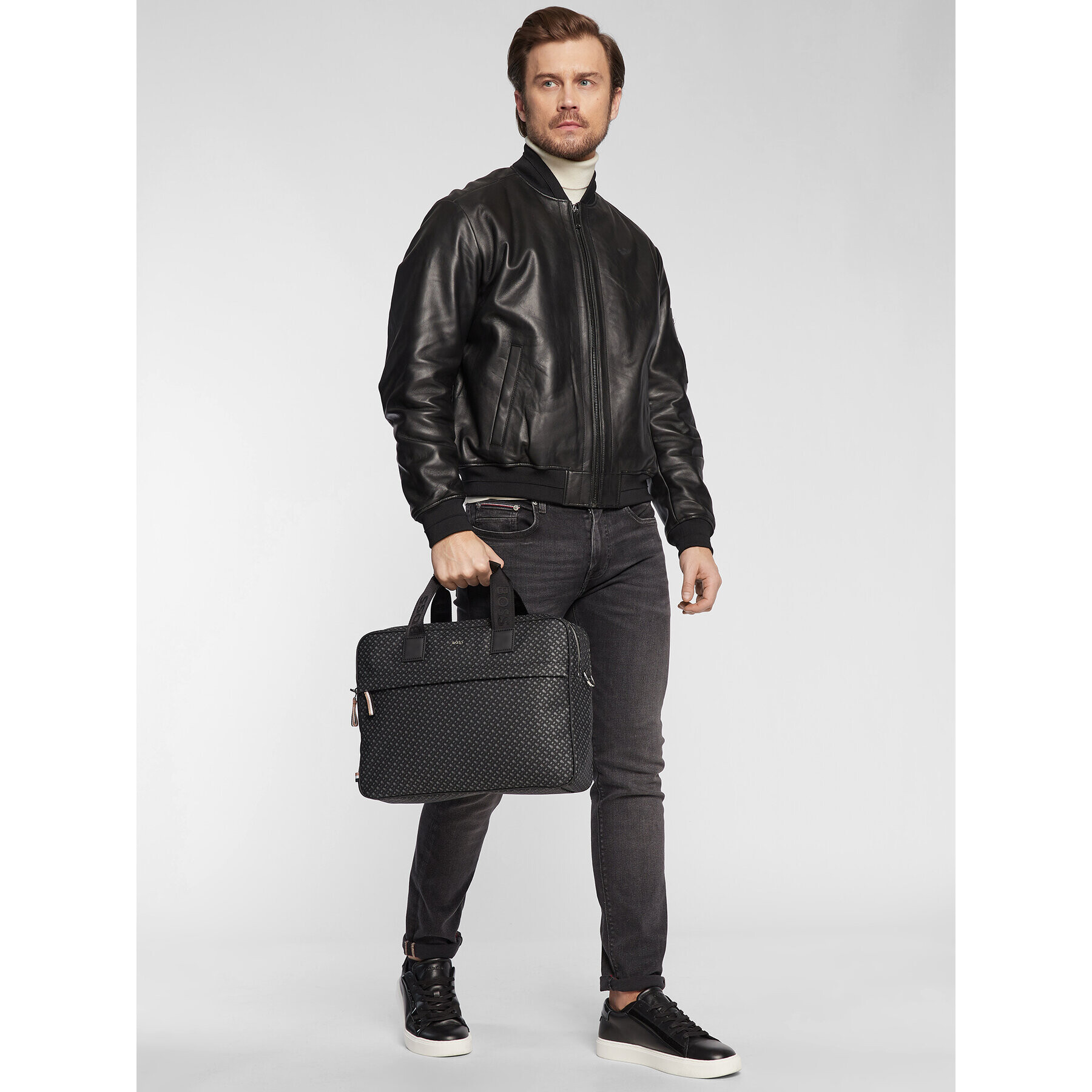 Boss Чанта за лаптоп Byron 50479687 Черен - Pepit.bg