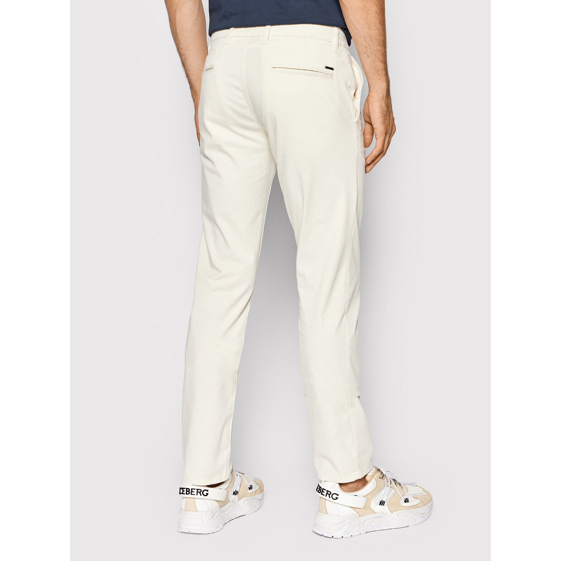 Boss Чино панталони 50379152 Бял Slim Fit - Pepit.bg