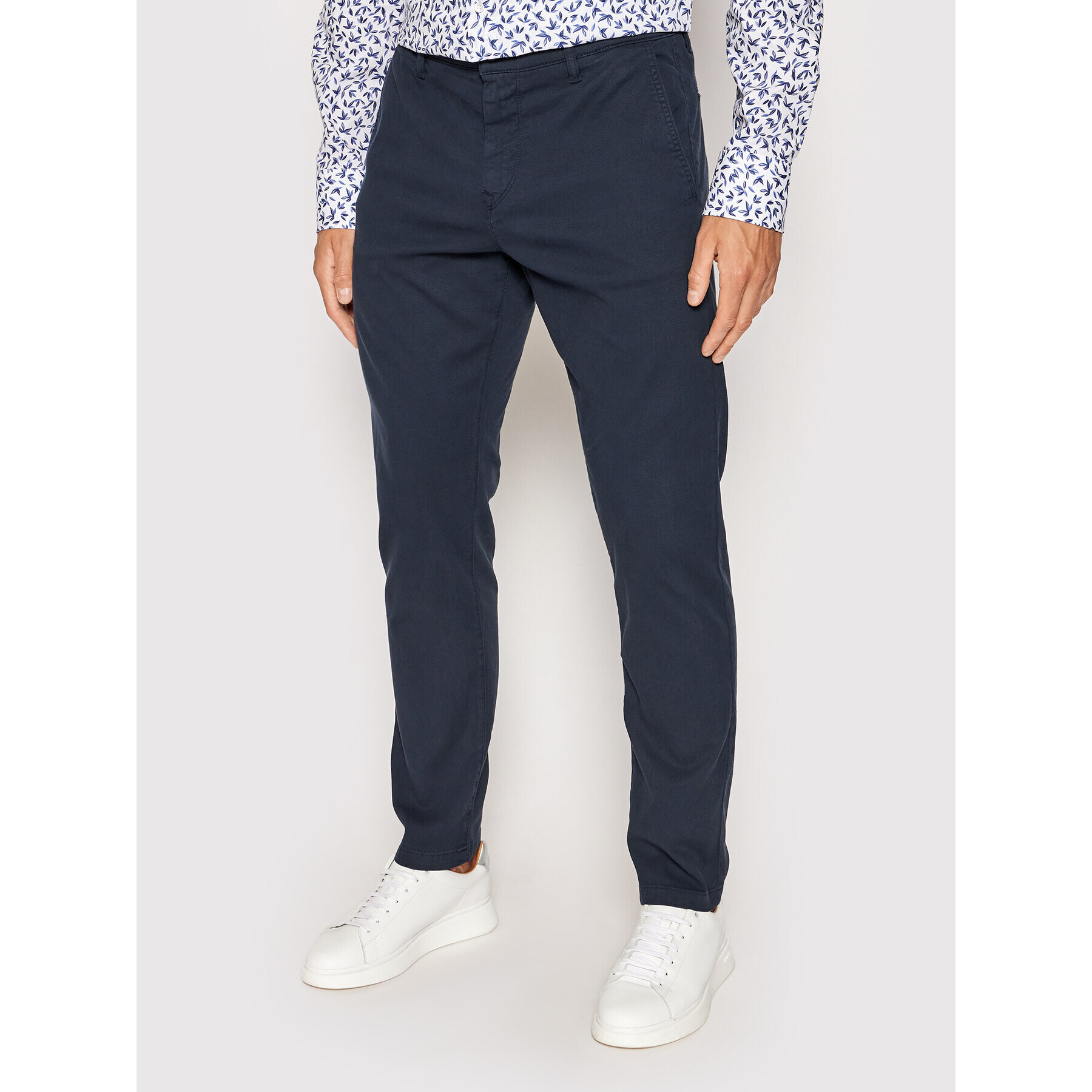 Boss Чино панталони Taber-1 50472558 Тъмносин Slim Fit - Pepit.bg