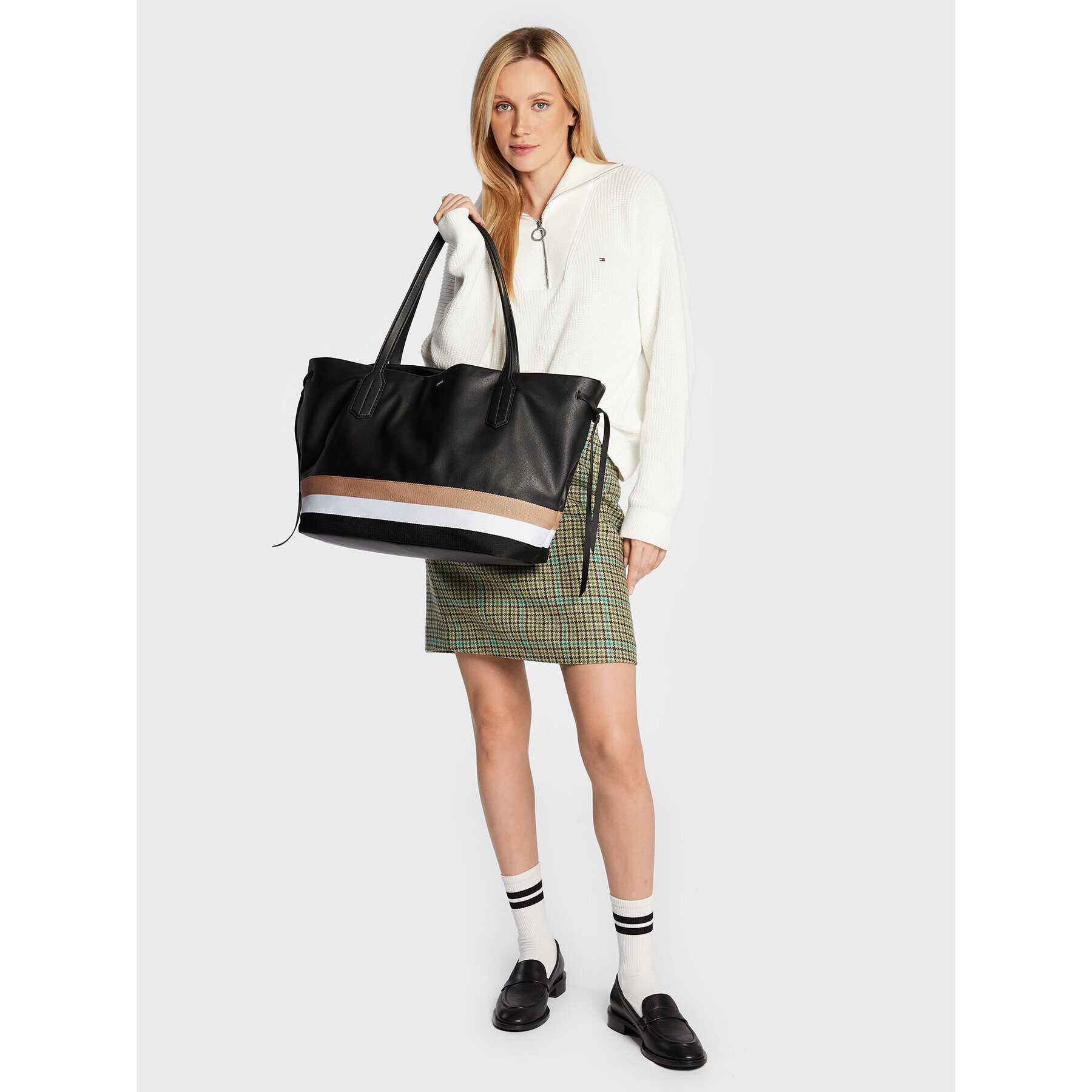 Boss Дамска чанта Addison Shopper 50468801 Черен - Pepit.bg