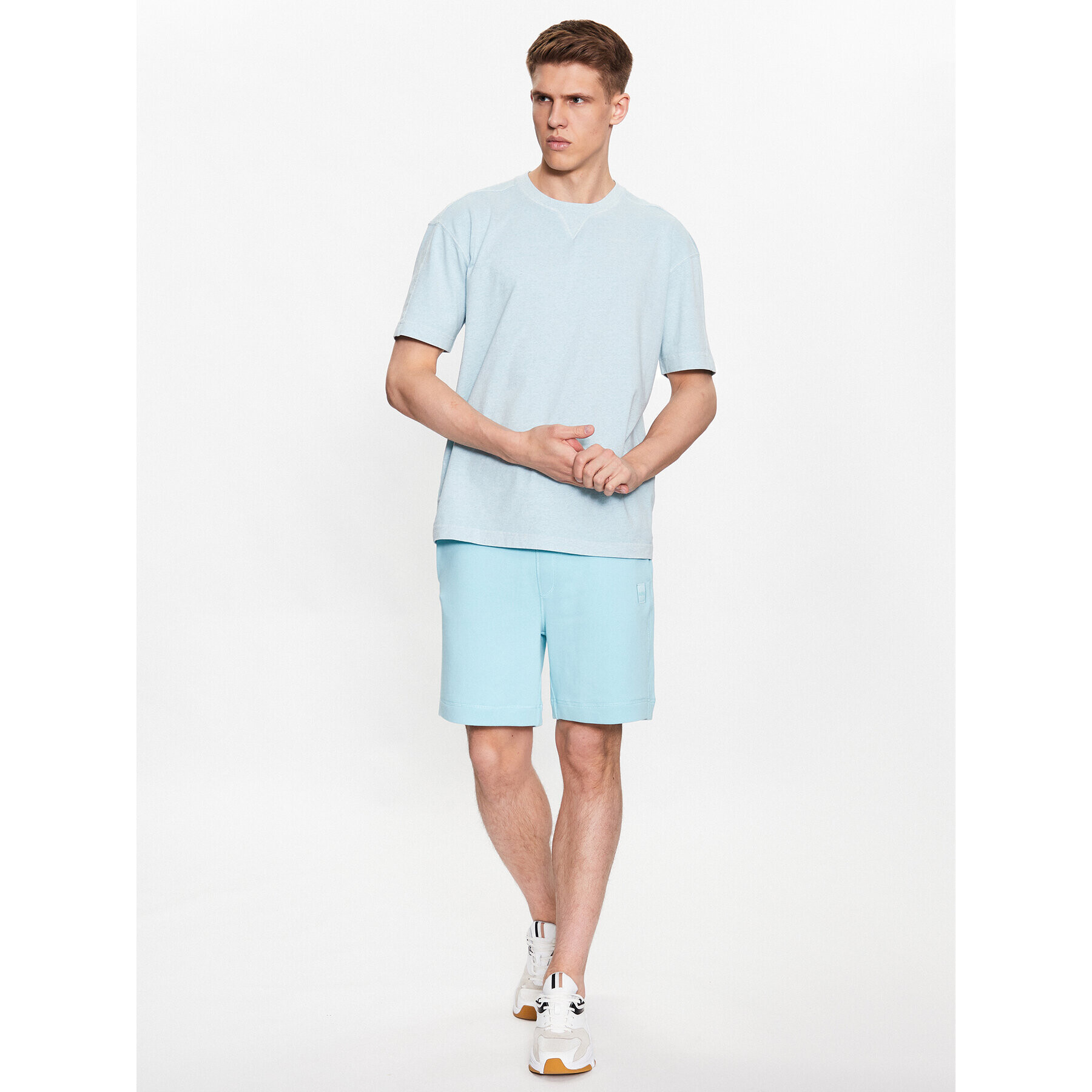 Boss Спортни шорти 50468454 Син Regular Fit - Pepit.bg