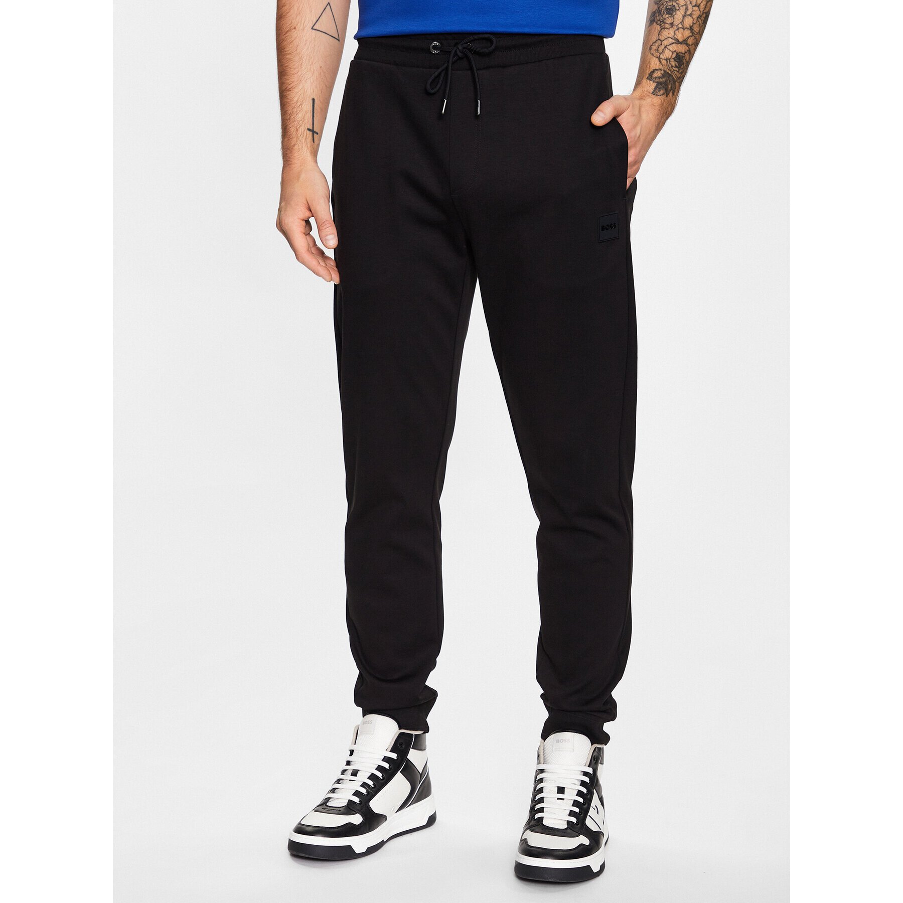 Boss Долнище анцуг 50485181 Черен Regular Fit - Pepit.bg