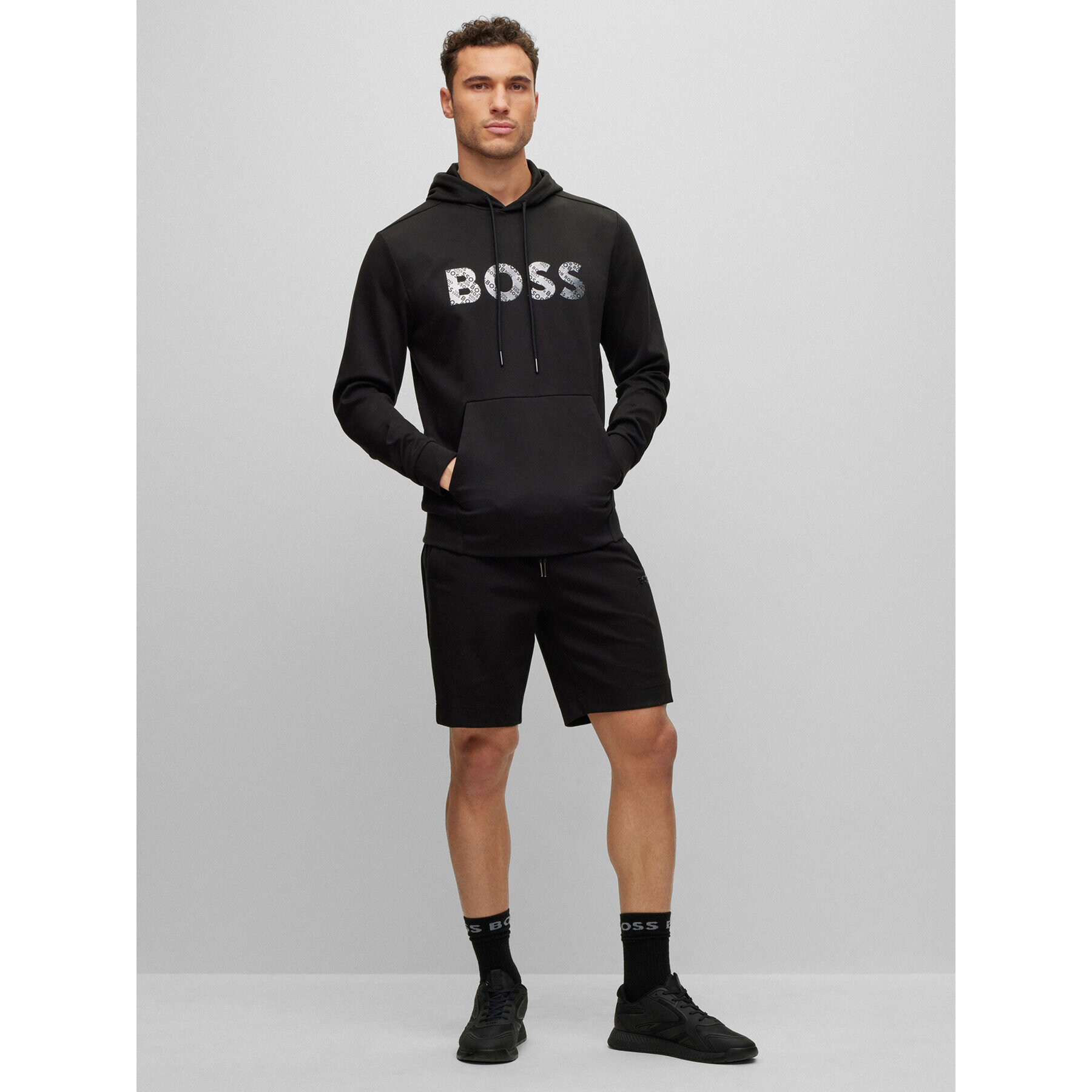 Boss Спортни шорти Headlo Mirror 50486858 Черен Regular Fit - Pepit.bg