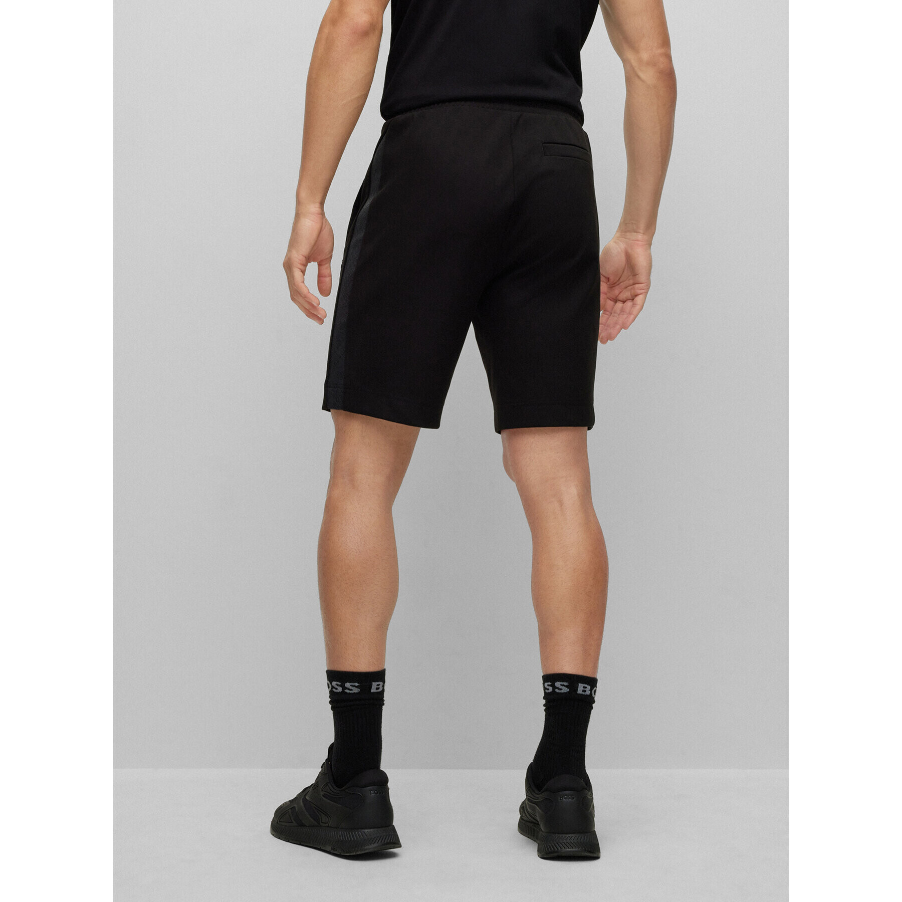 Boss Спортни шорти Headlo Mirror 50486858 Черен Regular Fit - Pepit.bg