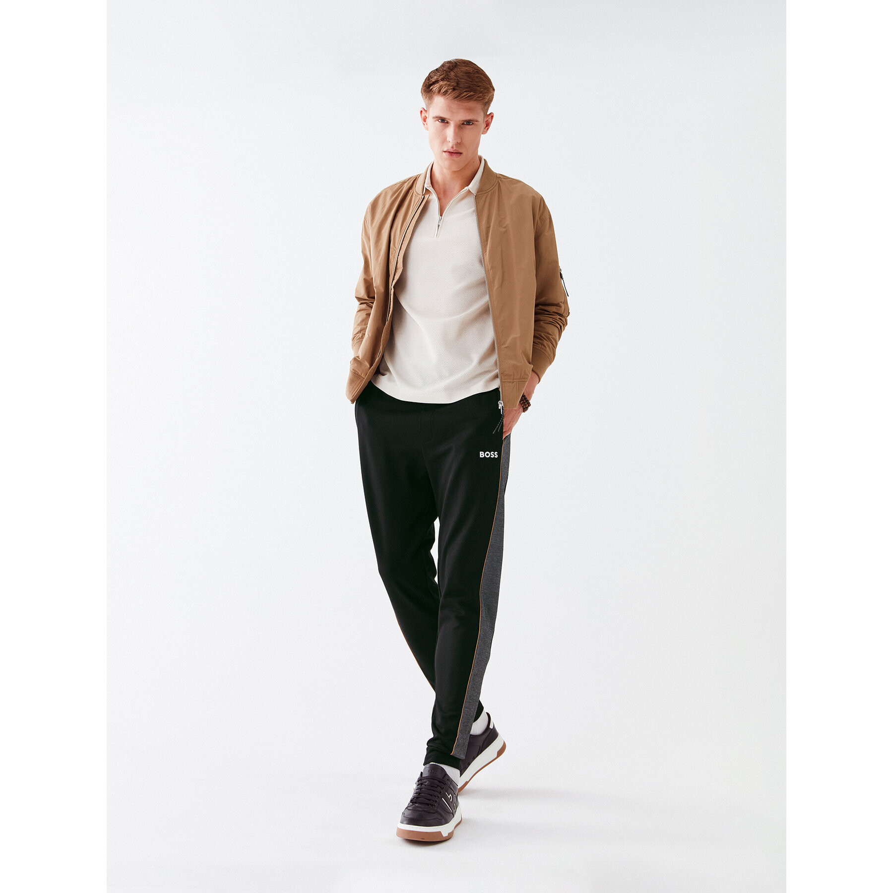 Boss Долнище анцуг 50491283 Черен Regular Fit - Pepit.bg