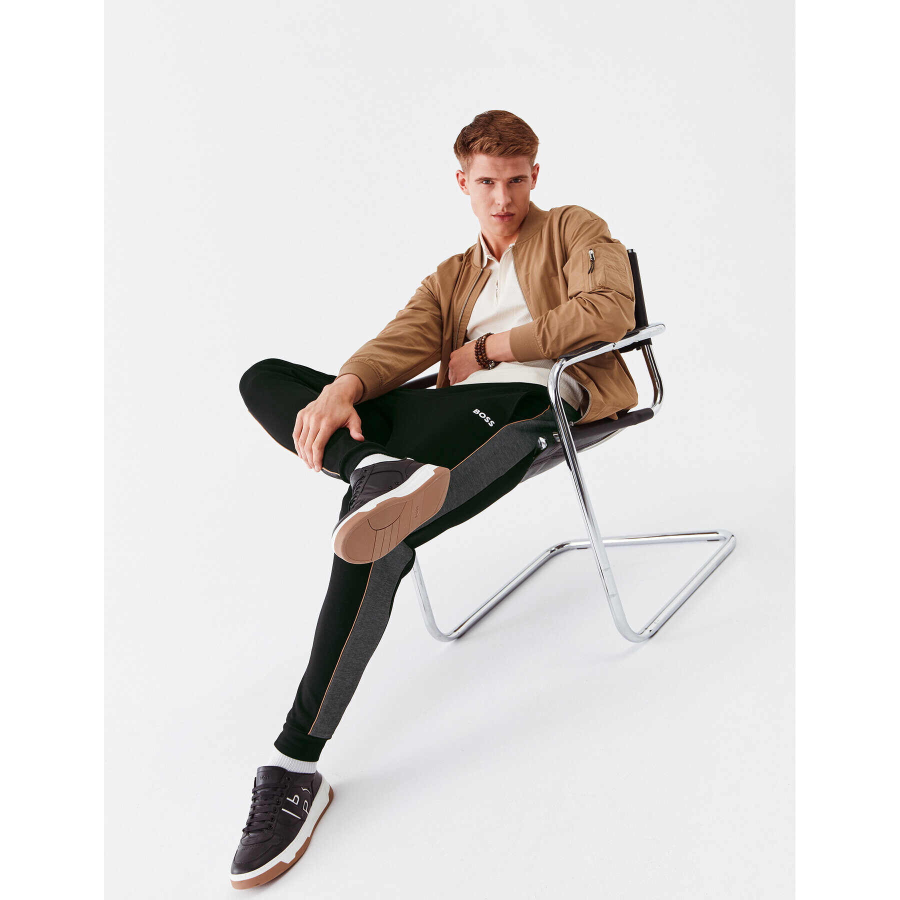 Boss Долнище анцуг 50491283 Черен Regular Fit - Pepit.bg