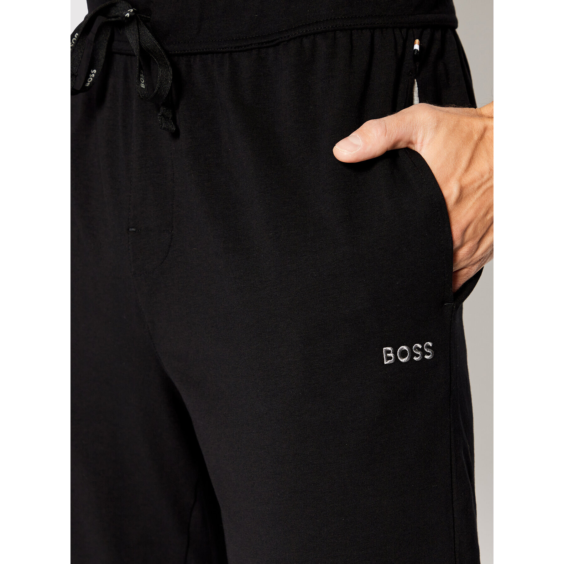 Boss Долнище анцуг Mix&Match 50469538 Черен Regular Fit - Pepit.bg