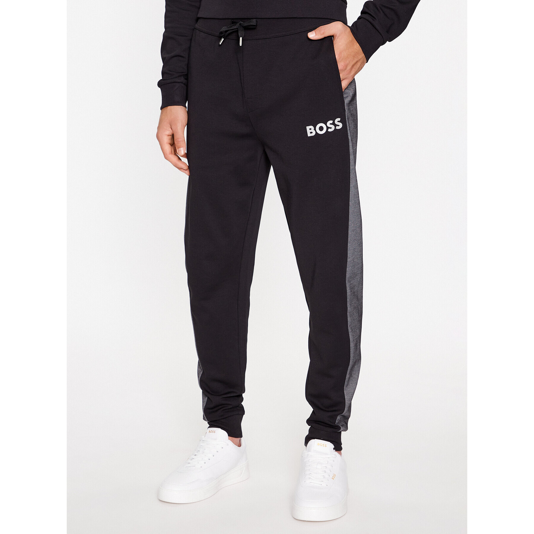 Boss Долнище анцуг Tracksuit Pants 50503052 Черен Regular Fit - Pepit.bg