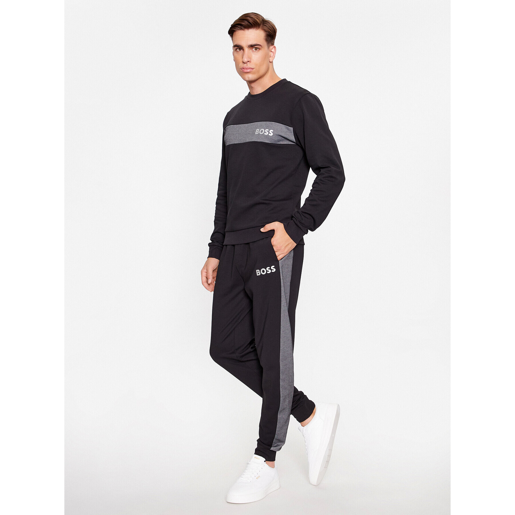 Boss Долнище анцуг Tracksuit Pants 50503052 Черен Regular Fit - Pepit.bg