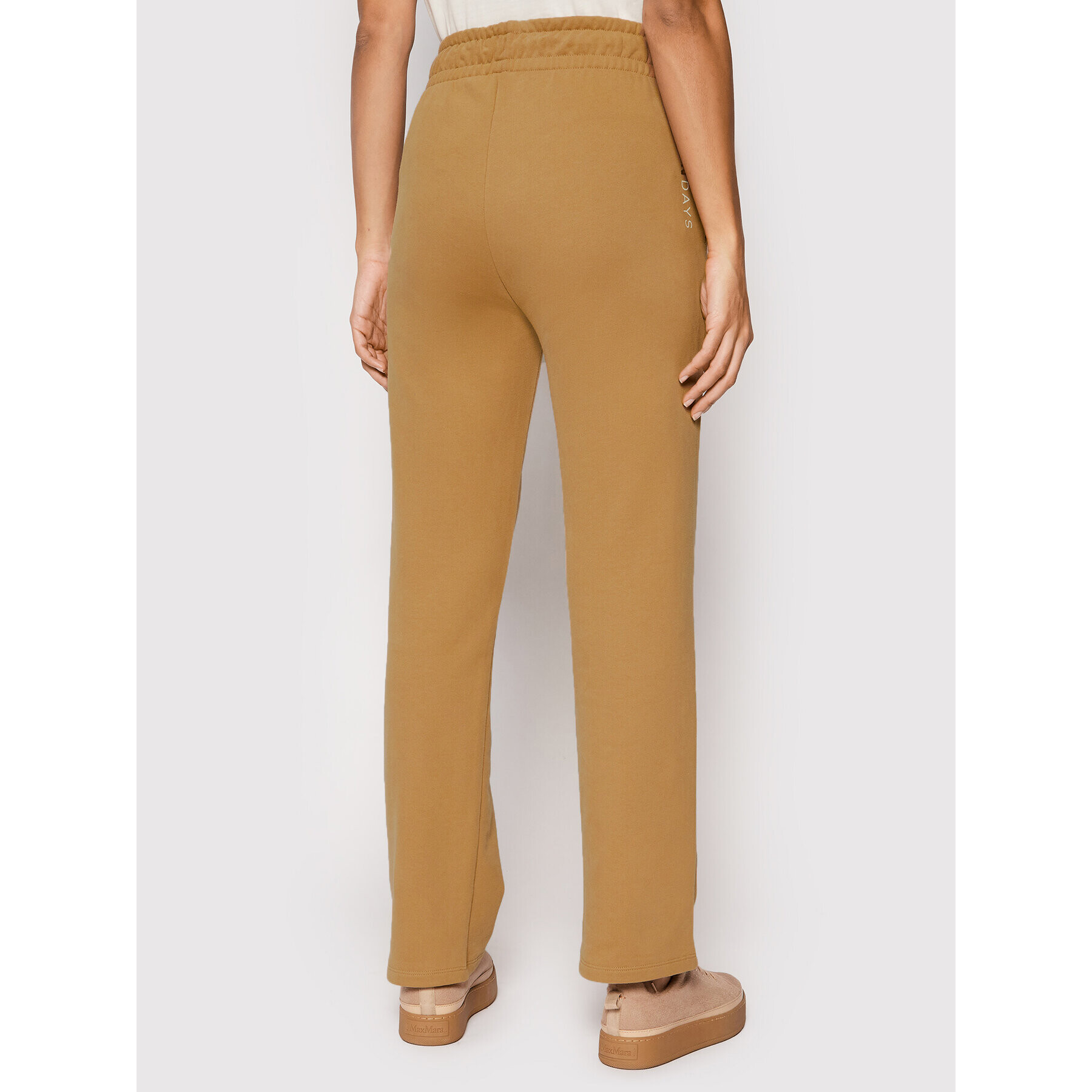 Boss Долнище анцуг C_Emayla_Gold 50461955 Кафяв Regular Fit - Pepit.bg