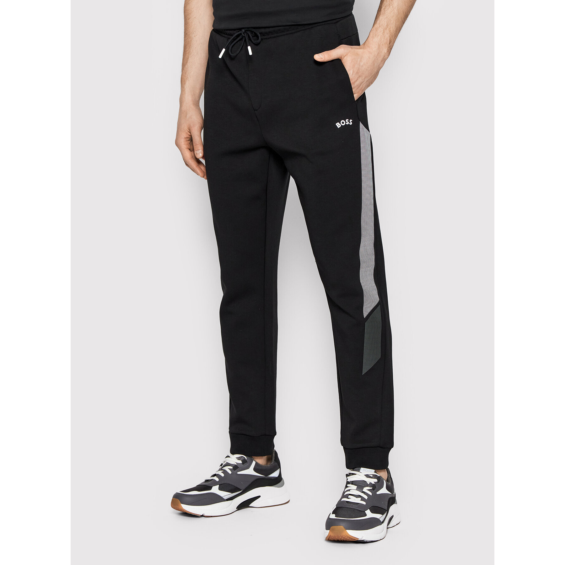 Boss Долнище анцуг Hadiko 2 50474236 Черен Regular Fit - Pepit.bg