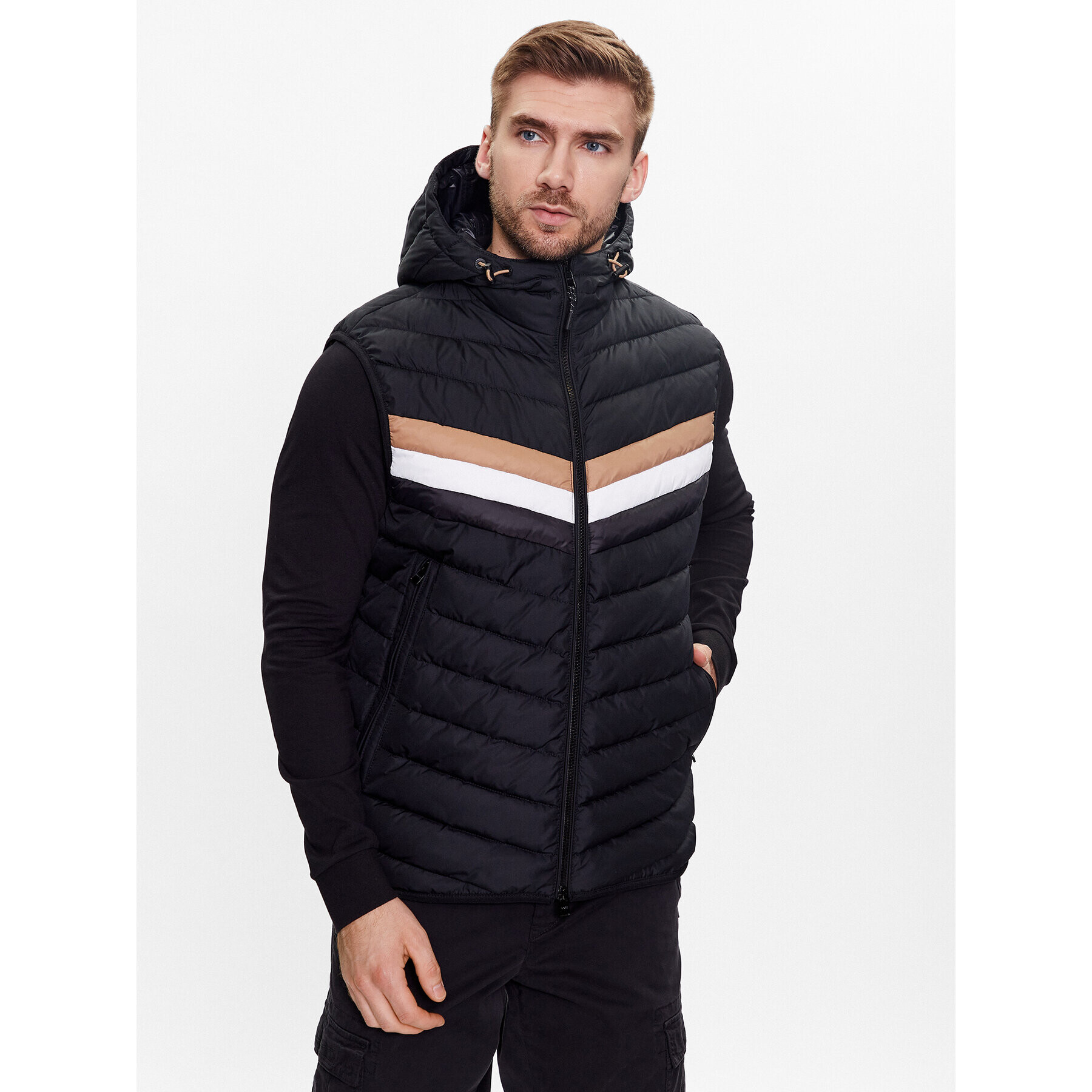 Boss Елек 50488272 Черен Regular Fit - Pepit.bg
