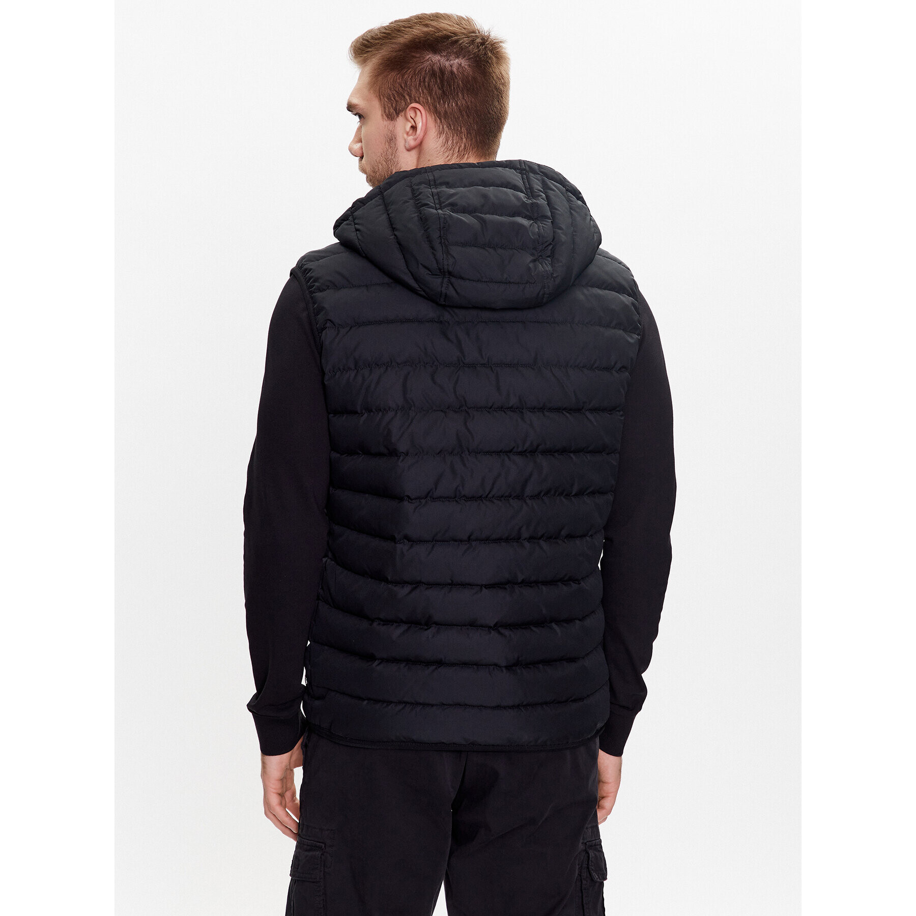 Boss Елек 50488272 Черен Regular Fit - Pepit.bg