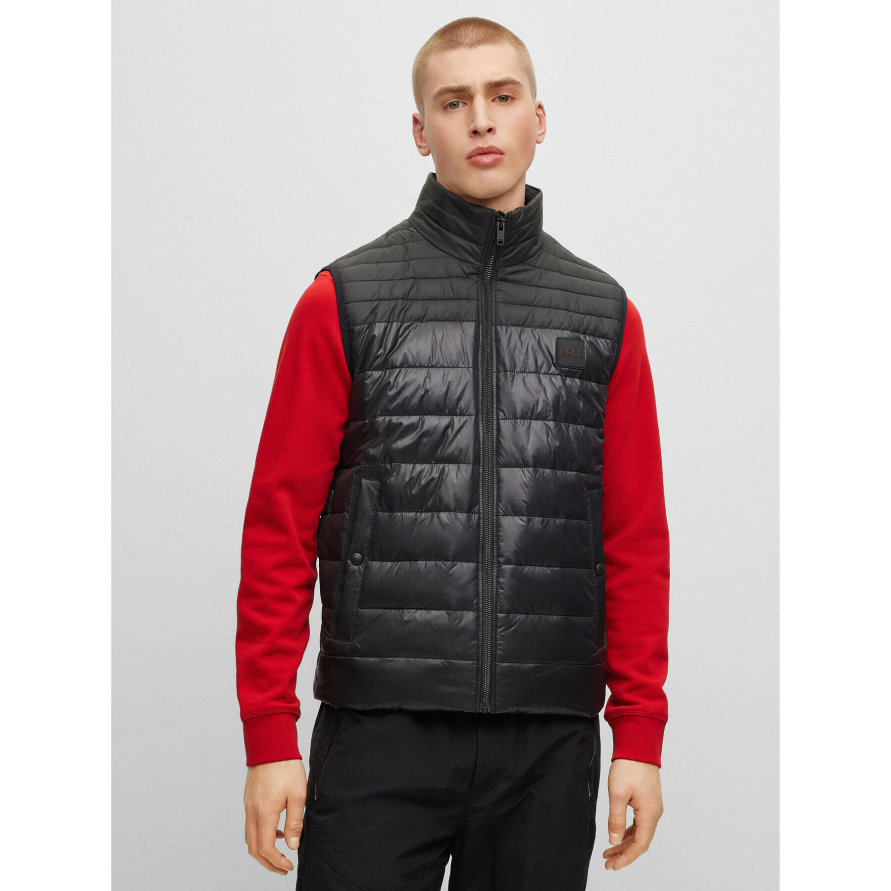 Boss Елек 50496725 Черен Regular Fit - Pepit.bg