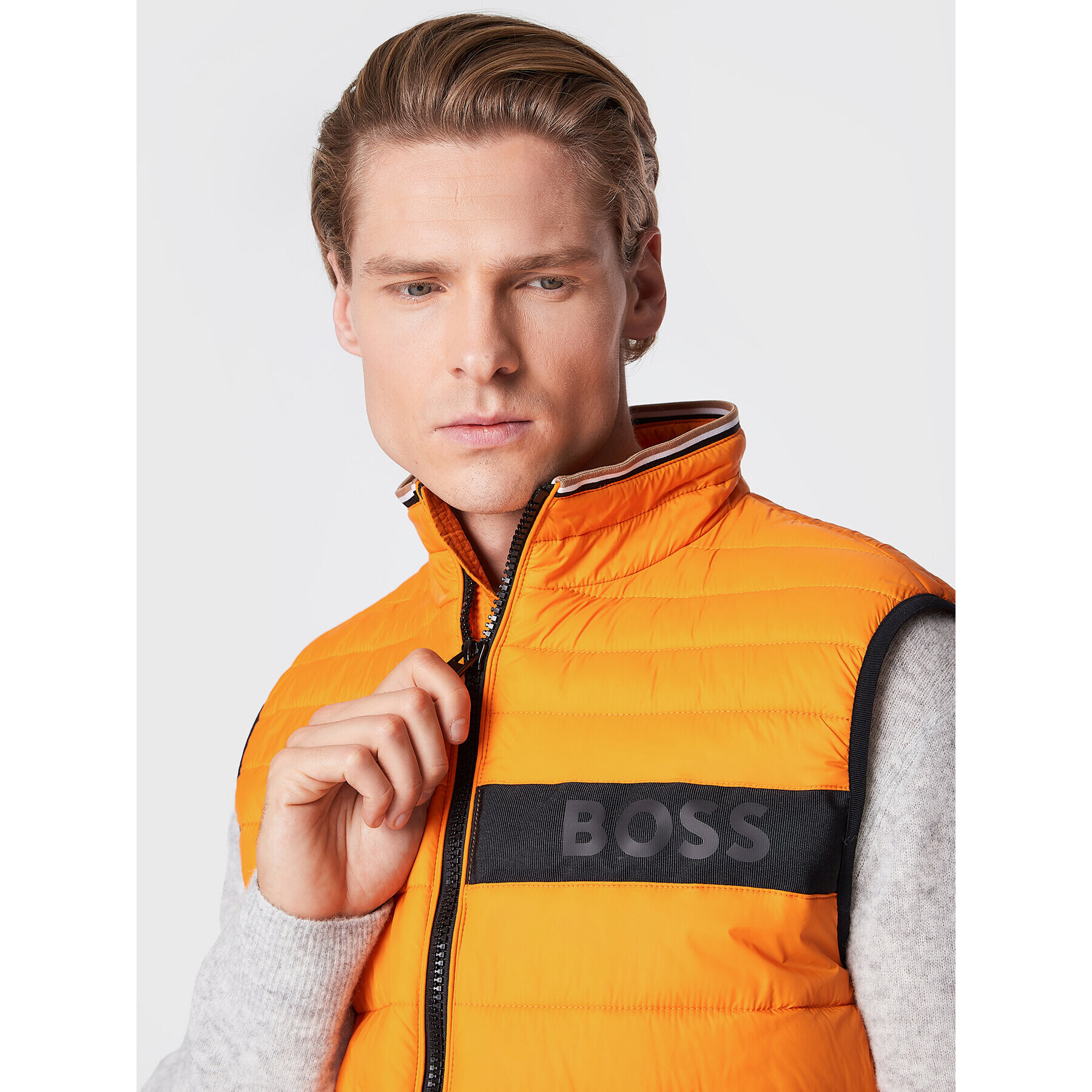 Boss Елек Darolan 50464300 Оранжев Regular Fit - Pepit.bg