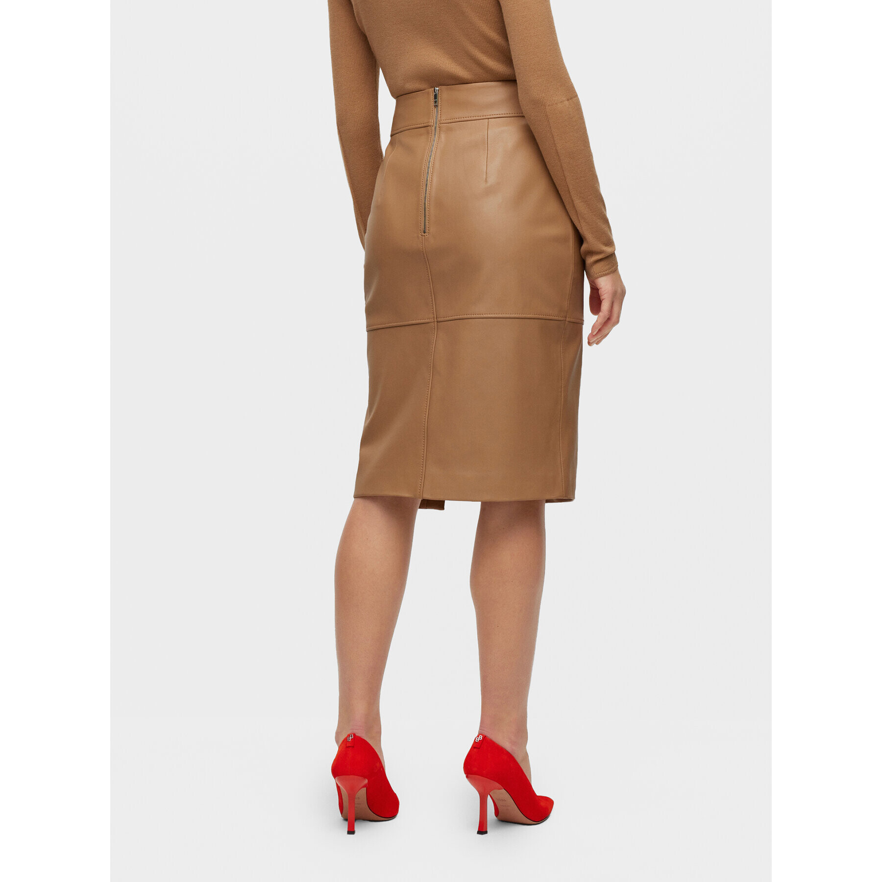 Boss Кожена пола Setora 50489116 Бежов Slim Fit - Pepit.bg