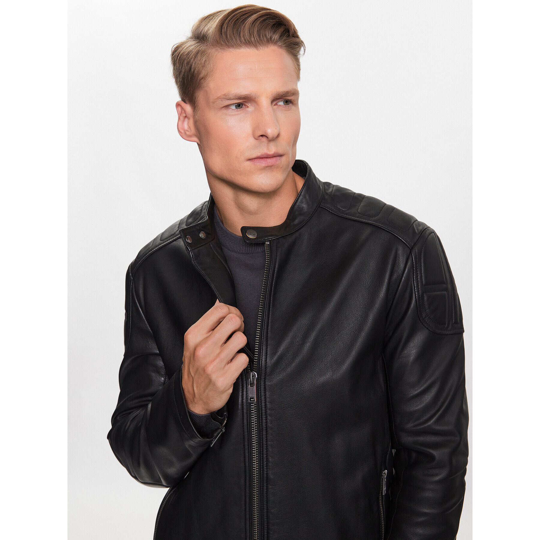 Boss Кожено яке 50505031 Черен Slim Fit - Pepit.bg