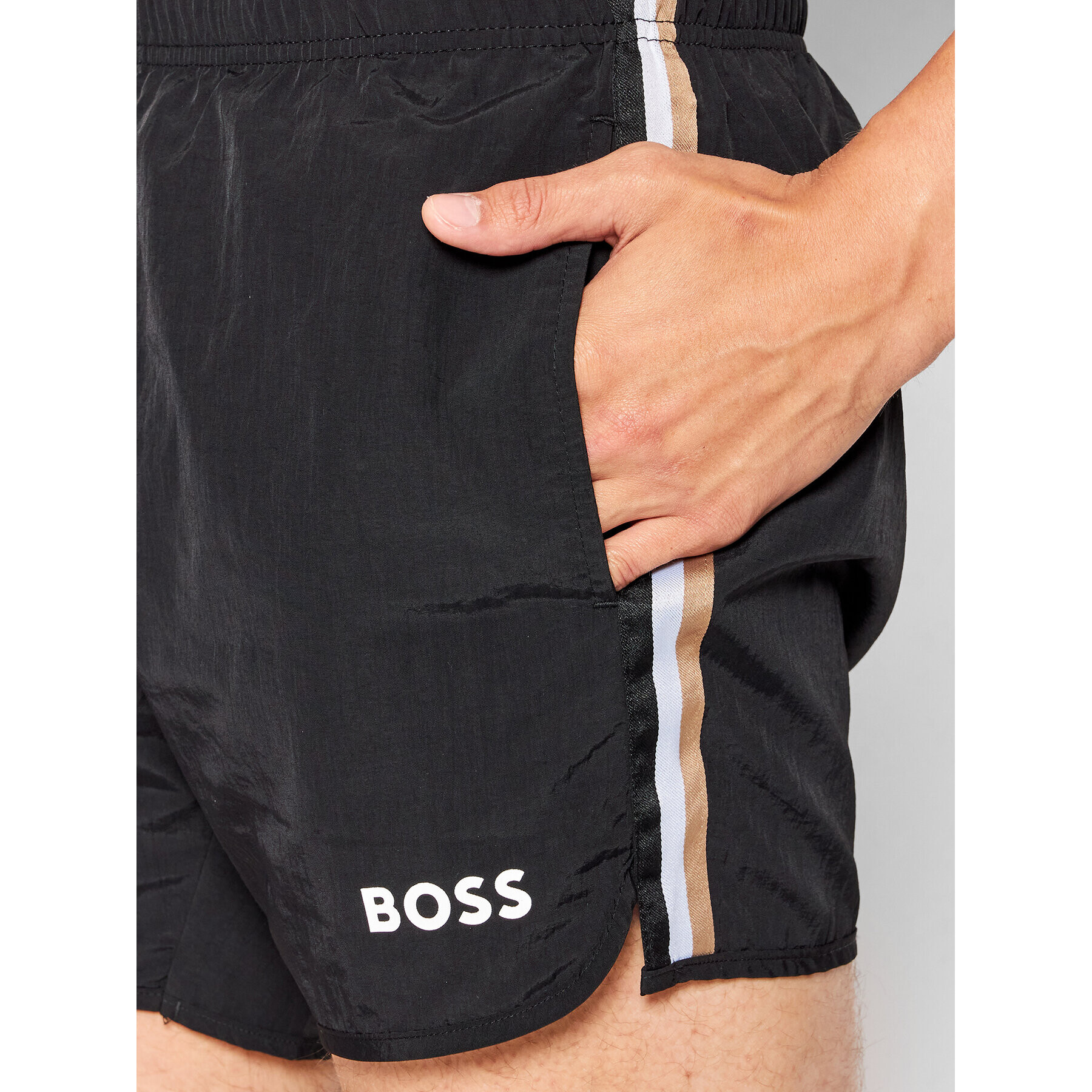 Boss Плувни шорти Vaiana 50469331 Черен Regular Fit - Pepit.bg