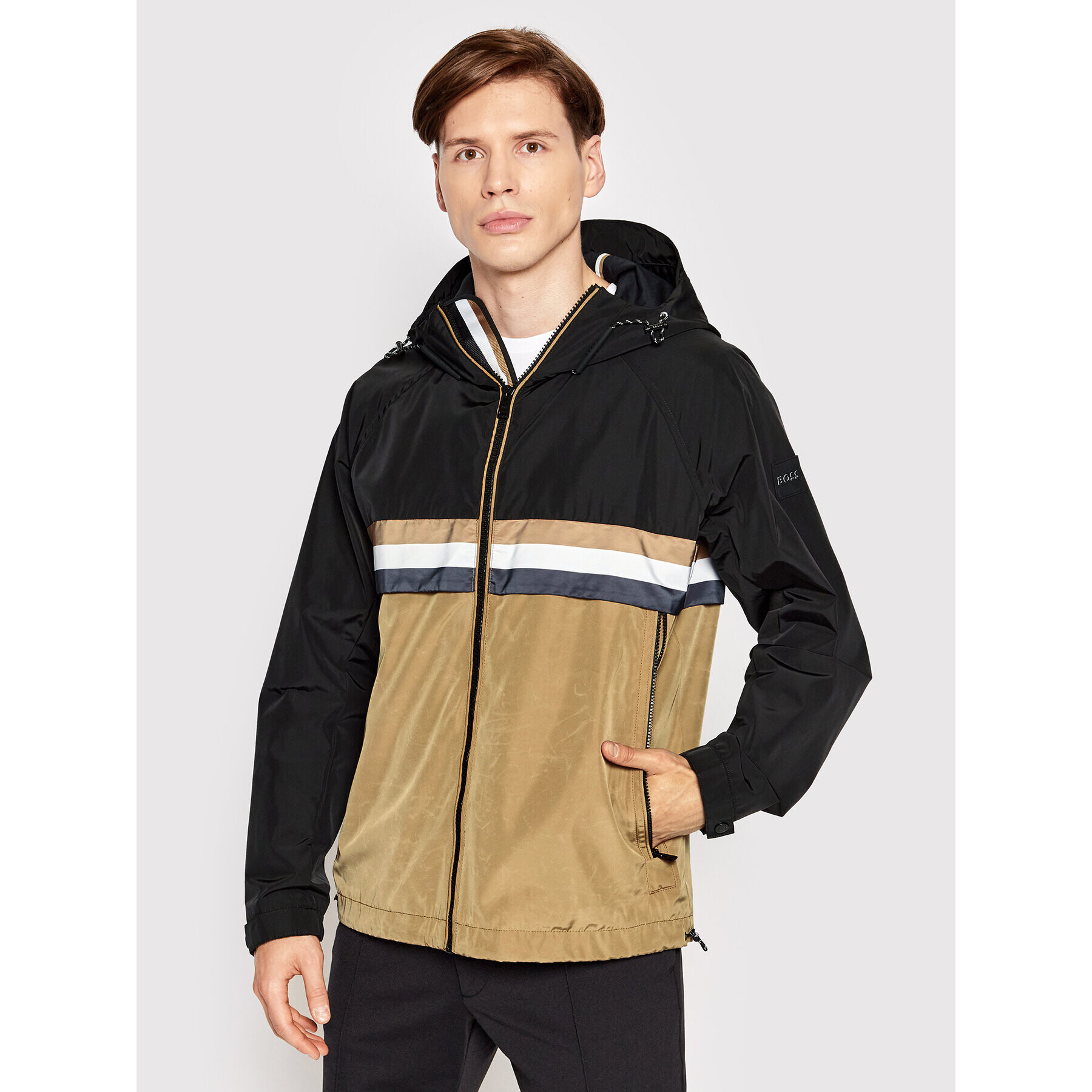 Boss Преходно яке Jacke 50464306 Черен Regular Fit - Pepit.bg