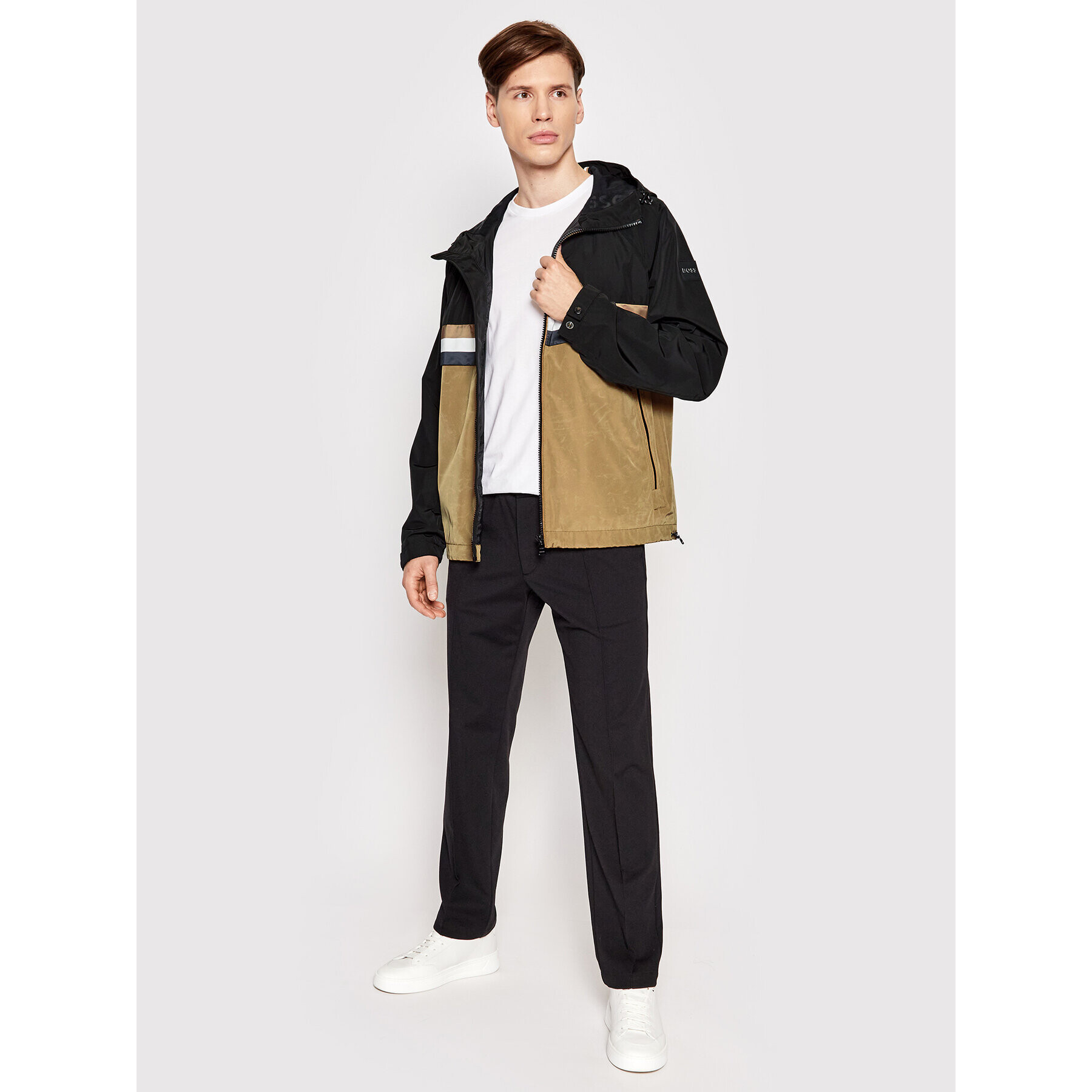 Boss Преходно яке Jacke 50464306 Черен Regular Fit - Pepit.bg