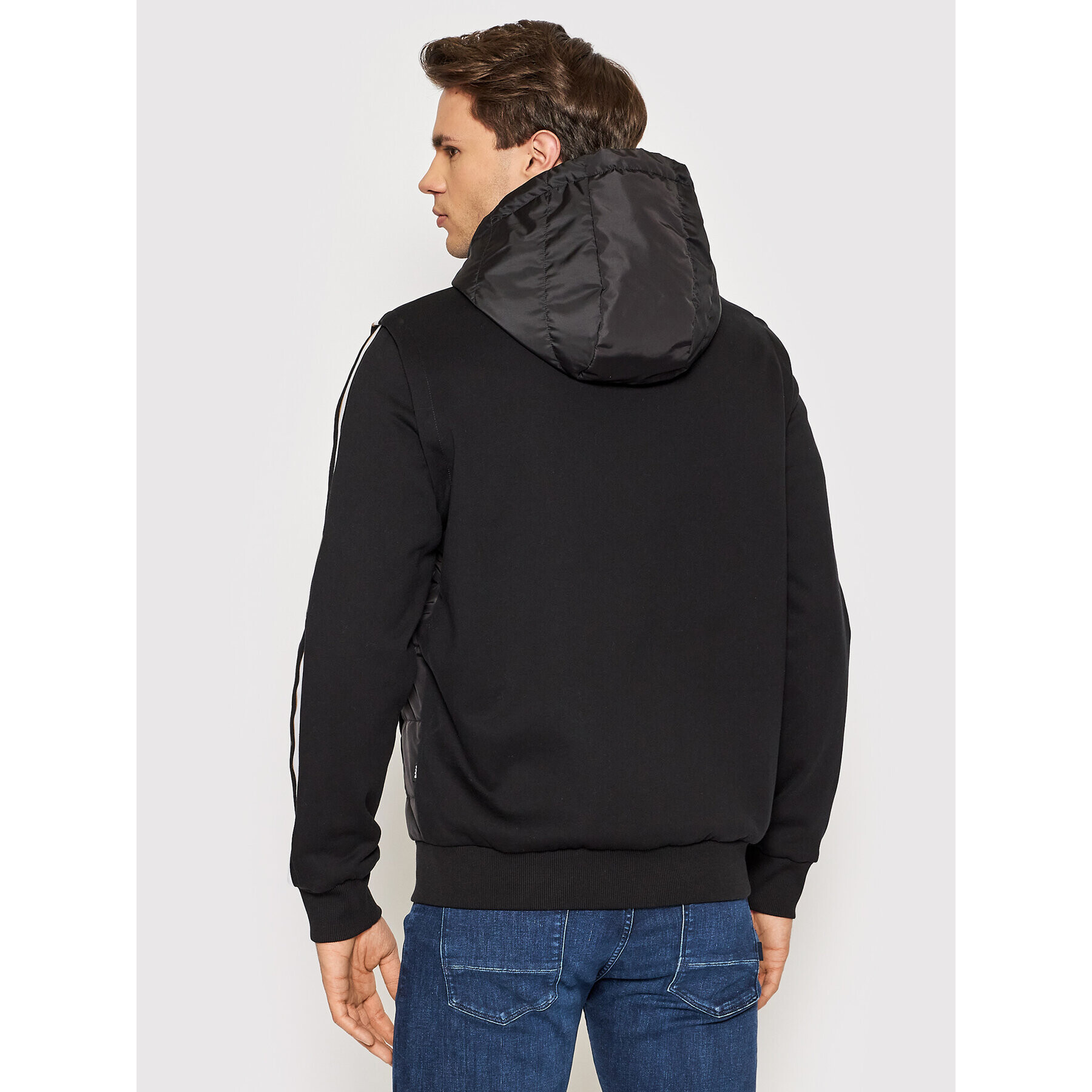 Boss Преходно яке Sommers 16 50471860 Черен Regular Fit - Pepit.bg