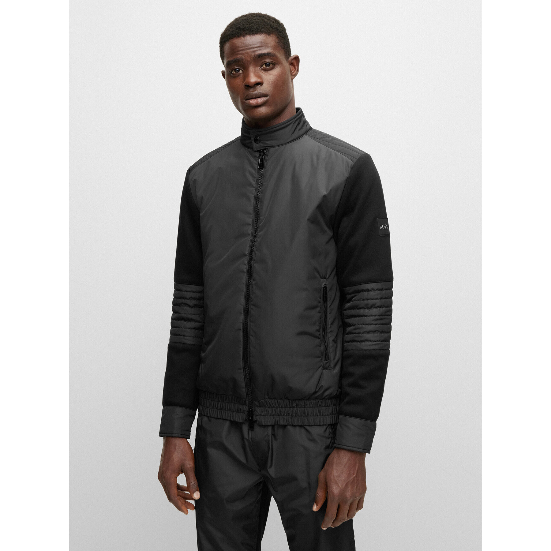 Boss Преходно яке 50481756 Черен Regular Fit - Pepit.bg