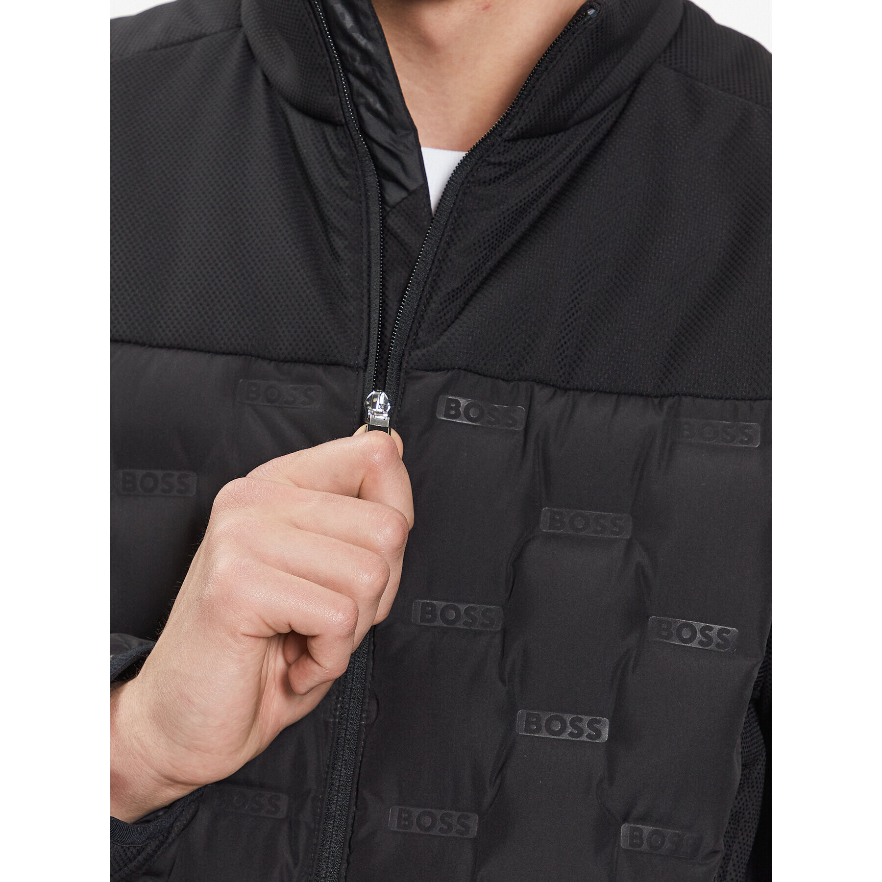 Boss Преходно яке 50485935 Черен Regular Fit - Pepit.bg