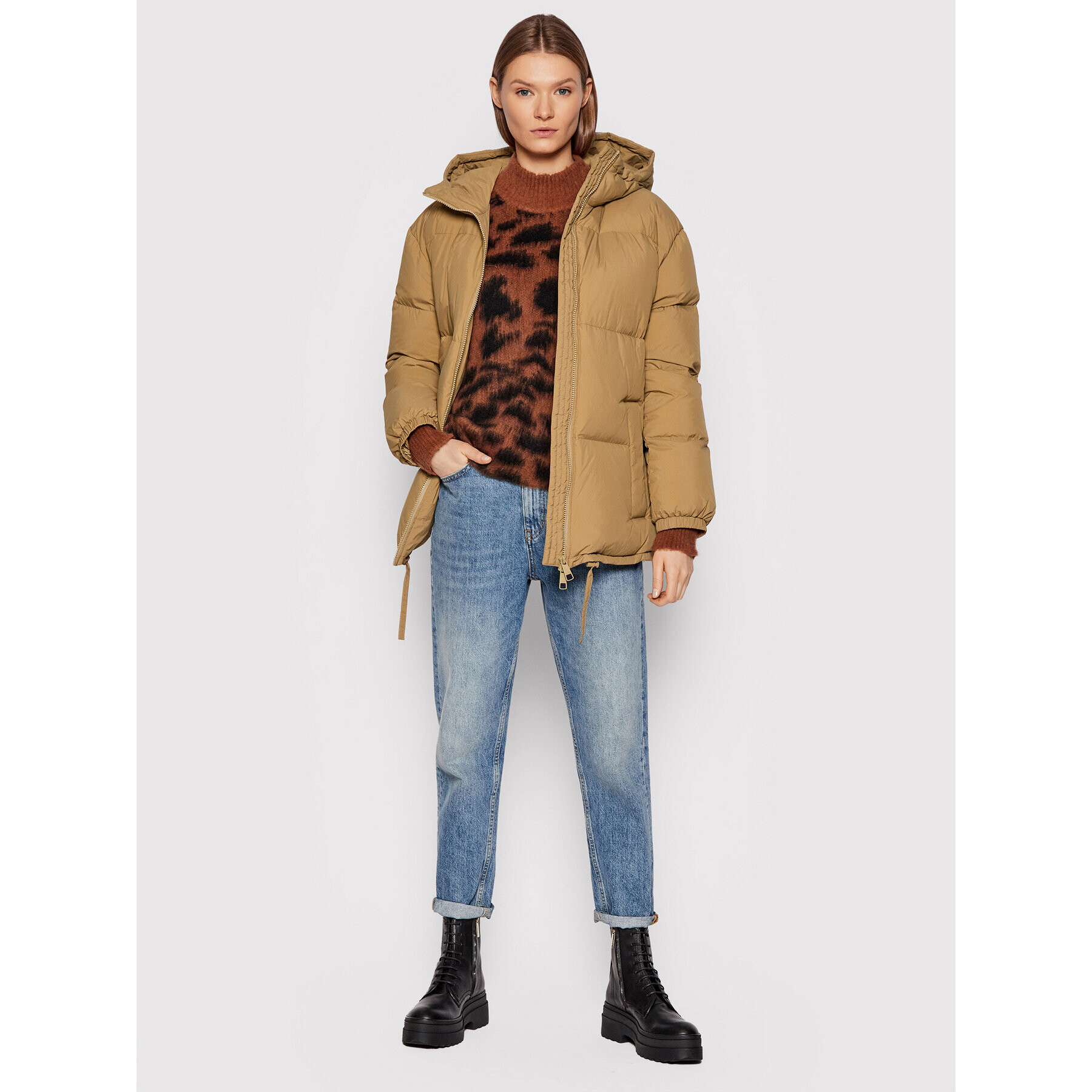 Boss Пухено яке C_Patinara 50457983 Кафяв Regular Fit - Pepit.bg