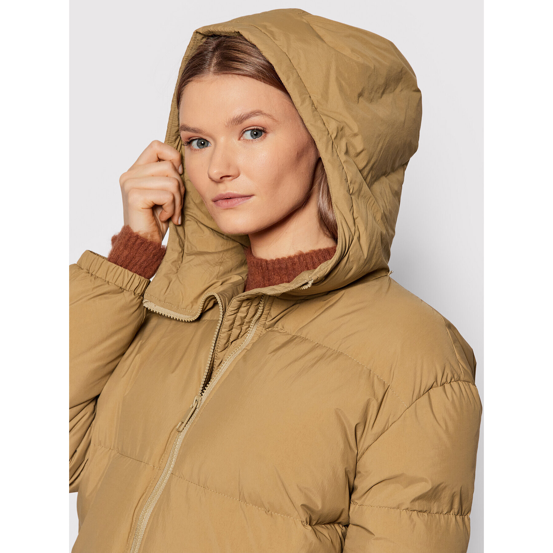 Boss Пухено яке C_Patinara 50457983 Кафяв Regular Fit - Pepit.bg