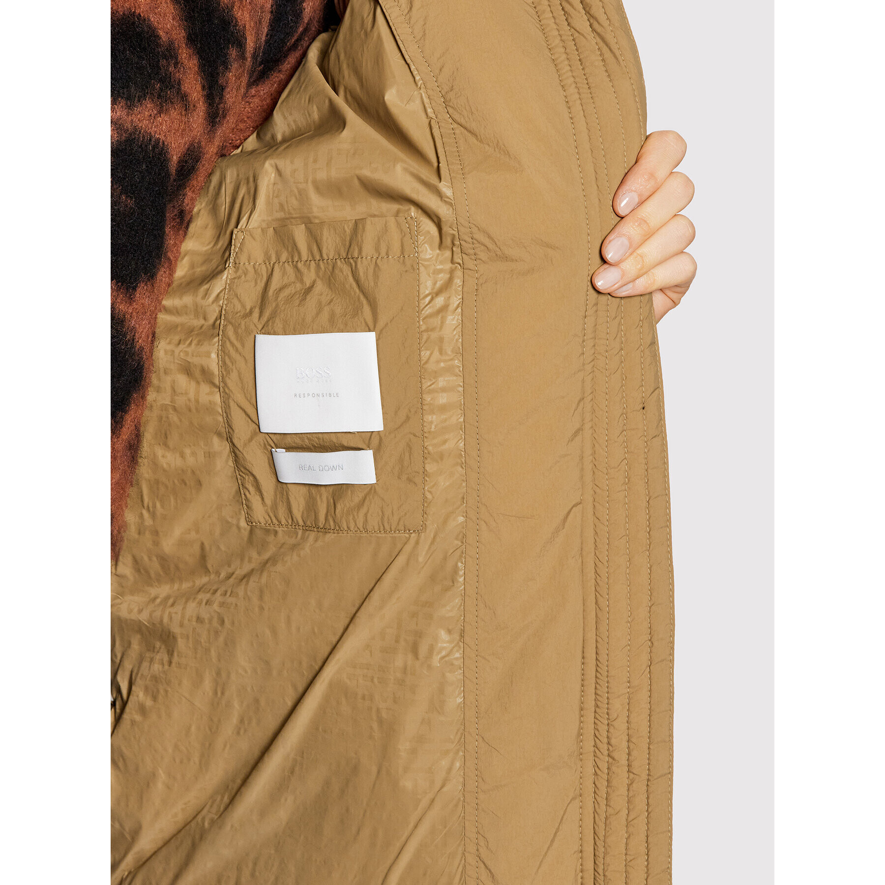 Boss Пухено яке C_Patinara 50457983 Кафяв Regular Fit - Pepit.bg