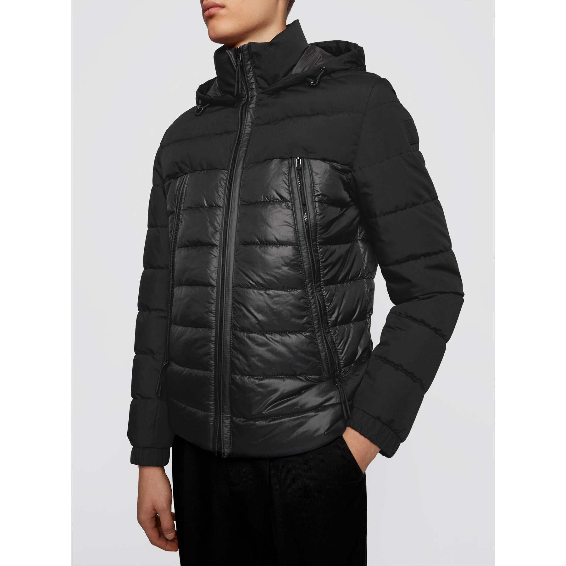 Boss Пухено яке Cerano 50444501 Черен Regular Fit - Pepit.bg