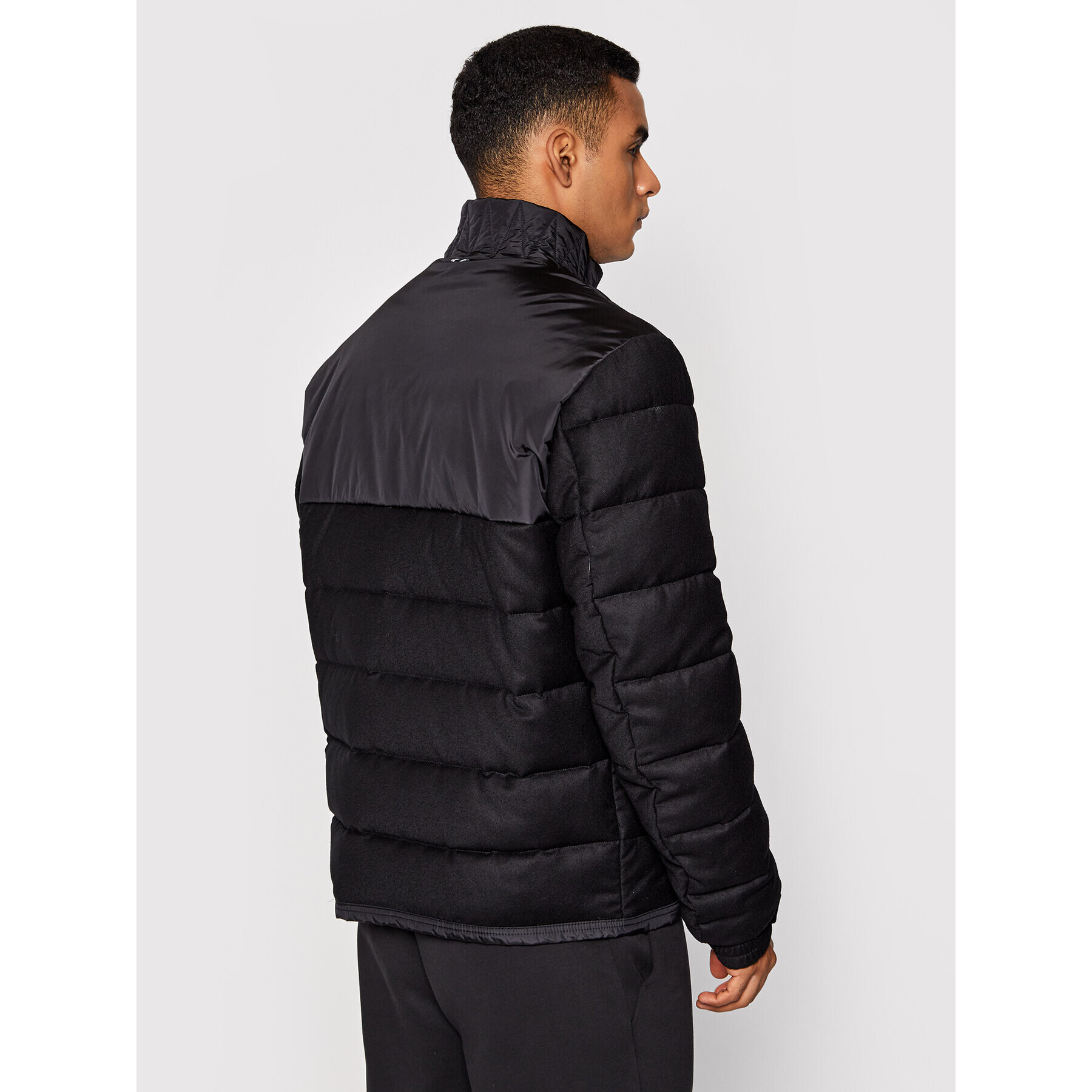 Boss Пухено яке Cink 50459578 Черен Regular Fit - Pepit.bg
