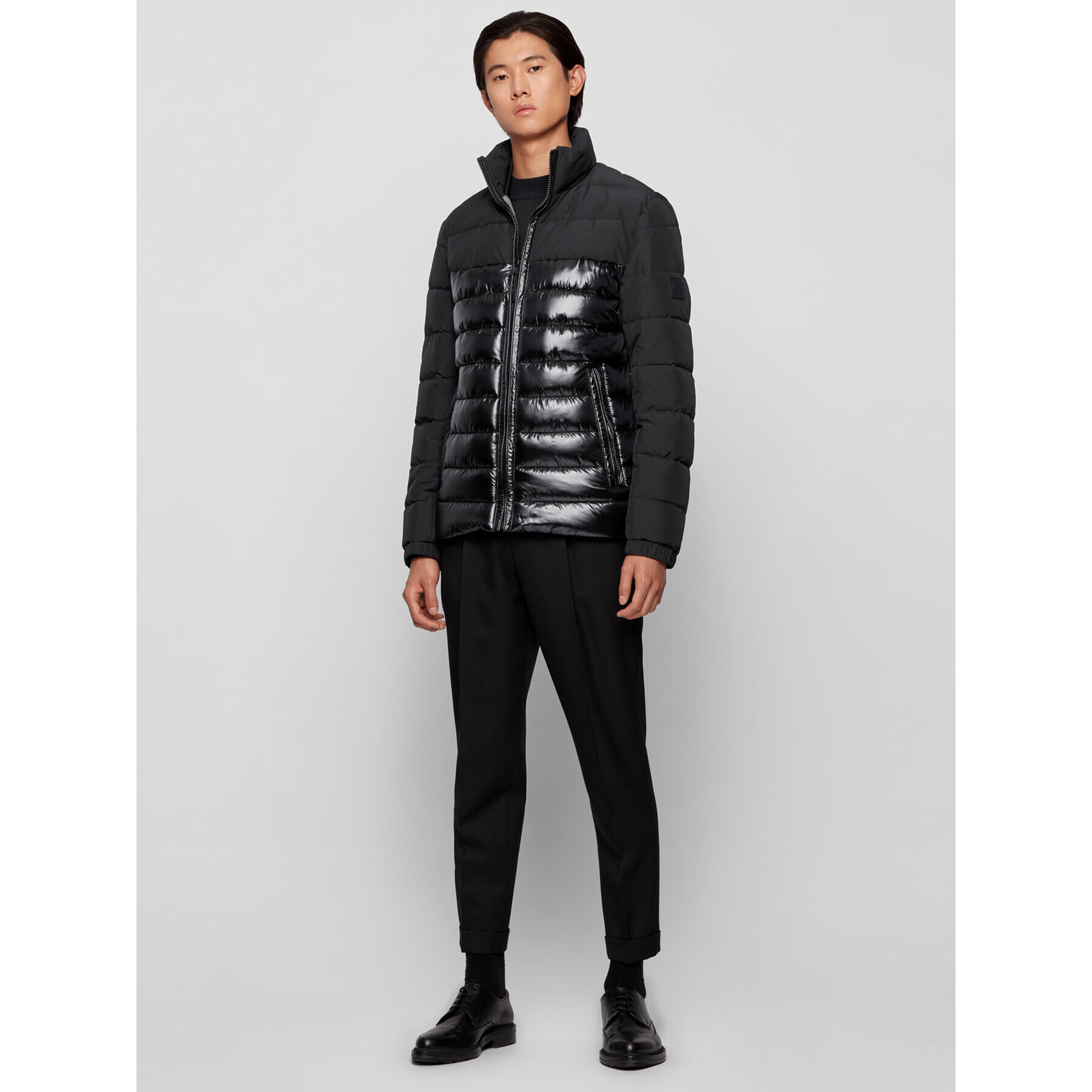Boss Пухено яке Cure 50446165 Черен Regular Fit - Pepit.bg