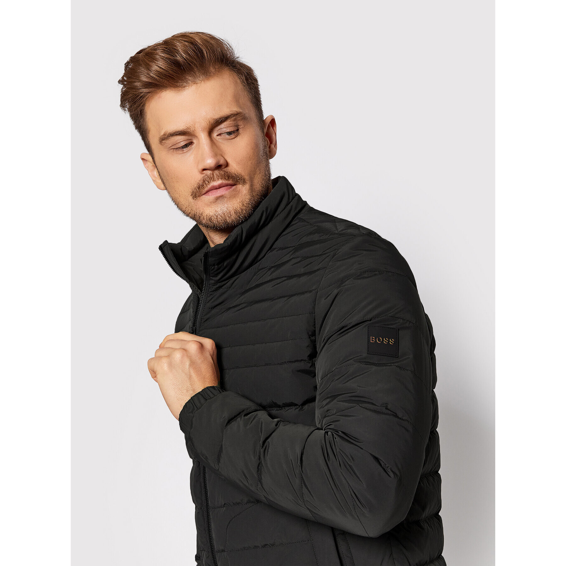 Boss Пухено яке Oswizz 50456024 Черен Relaxed Fit - Pepit.bg